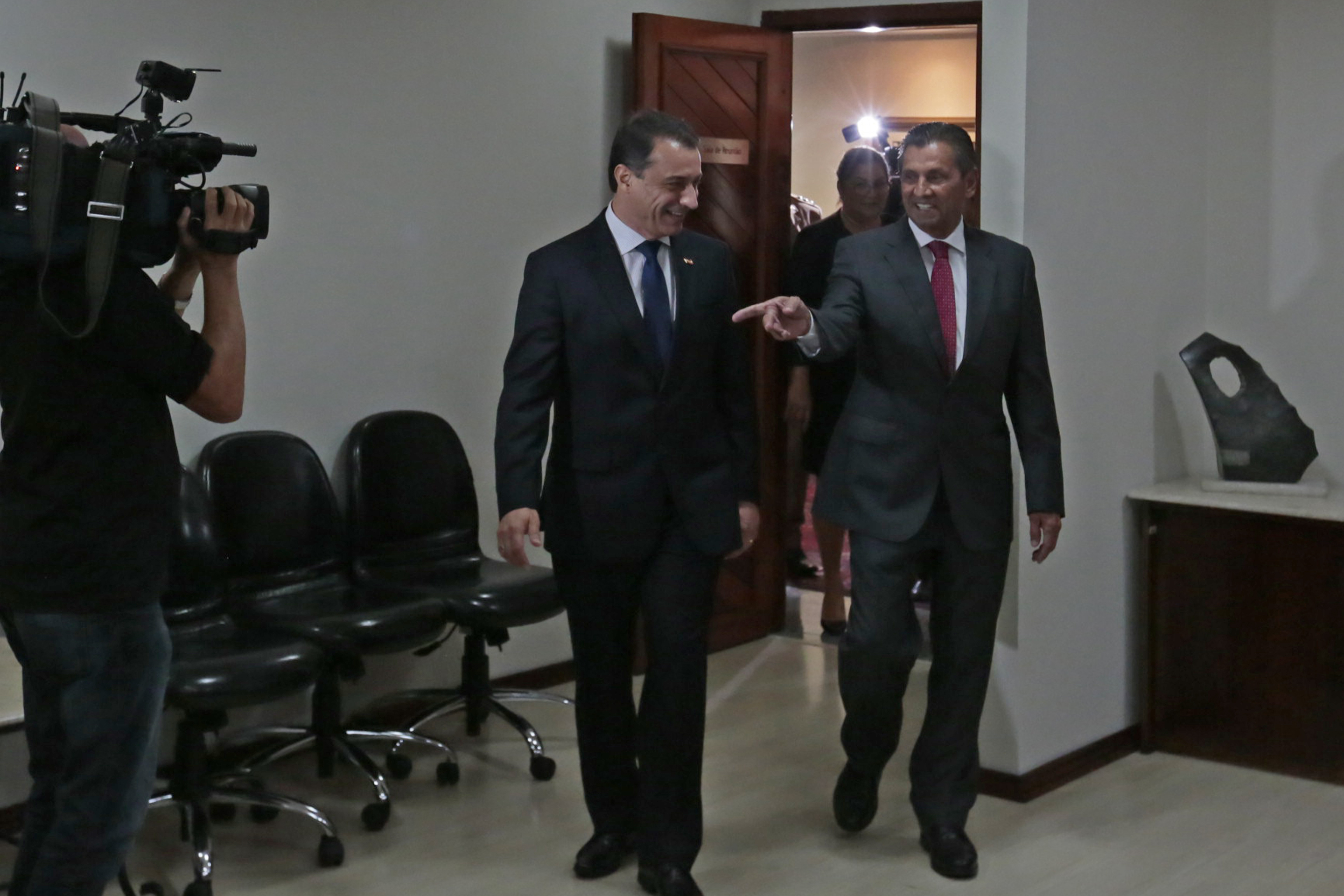 BASTIDORES - Leitura da Mensagem do Governador aos Deputados Estaduais de SC.