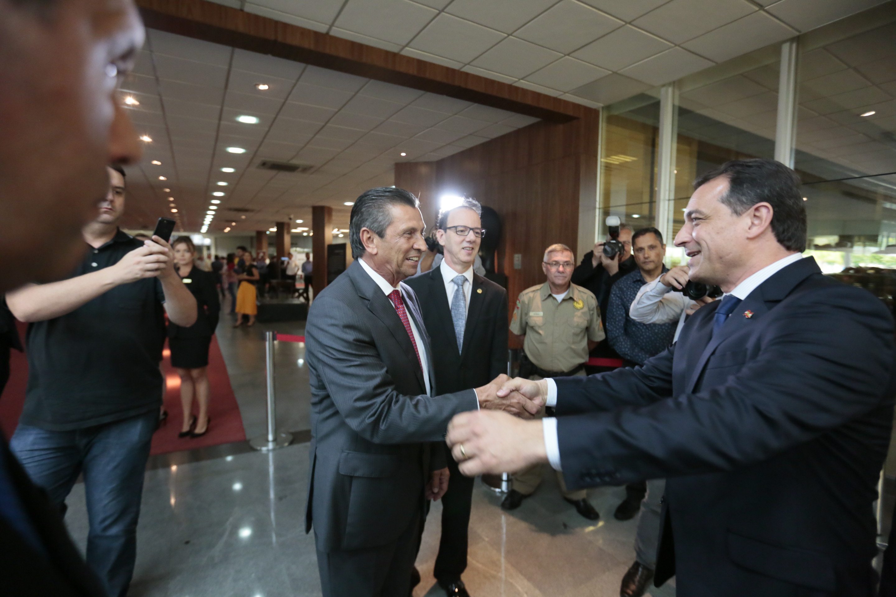 BASTIDORES - Leitura da Mensagem do Governador aos Deputados Estaduais de SC.