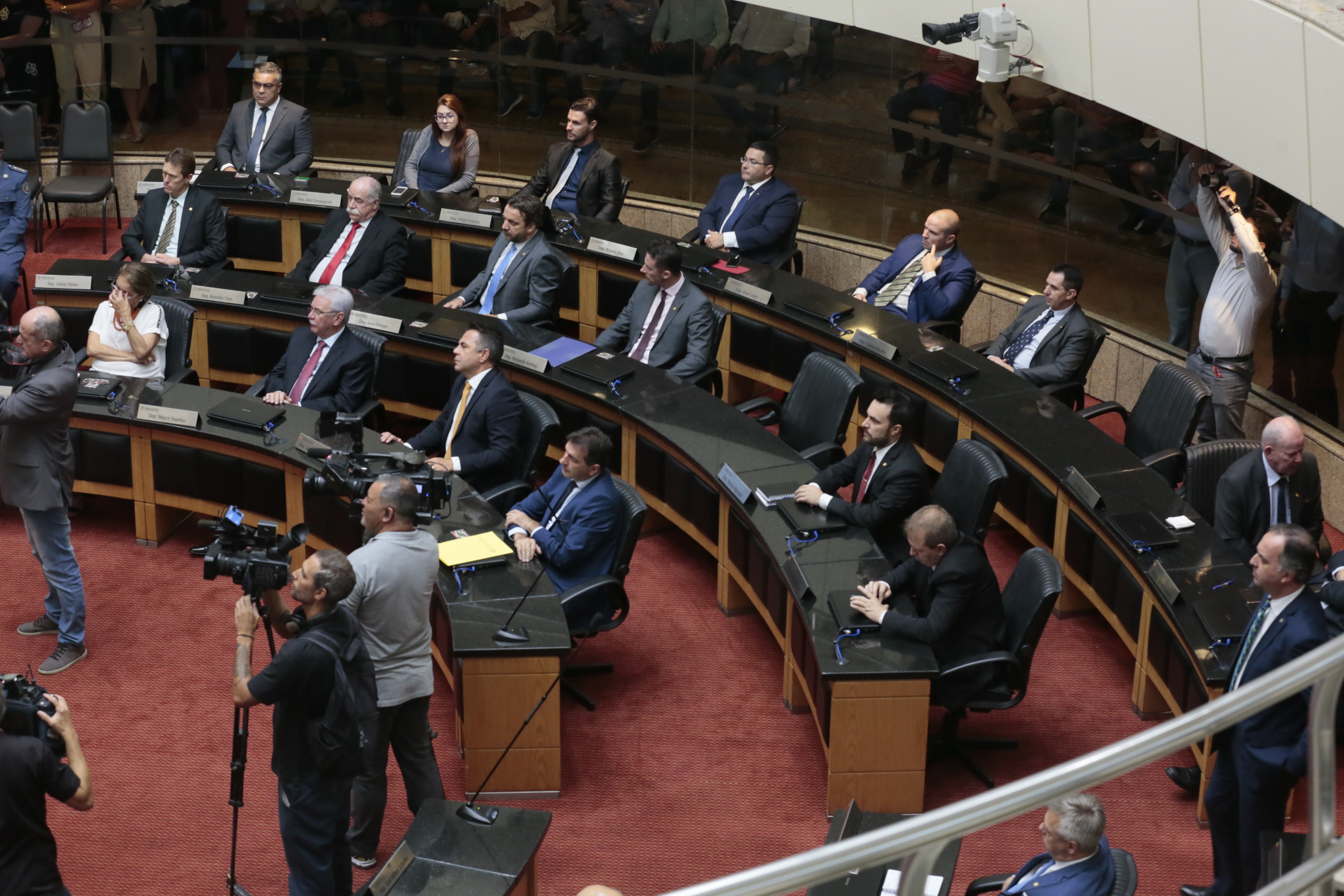 Leitura da Mensagem do Governador aos Deputados Estaduais.
