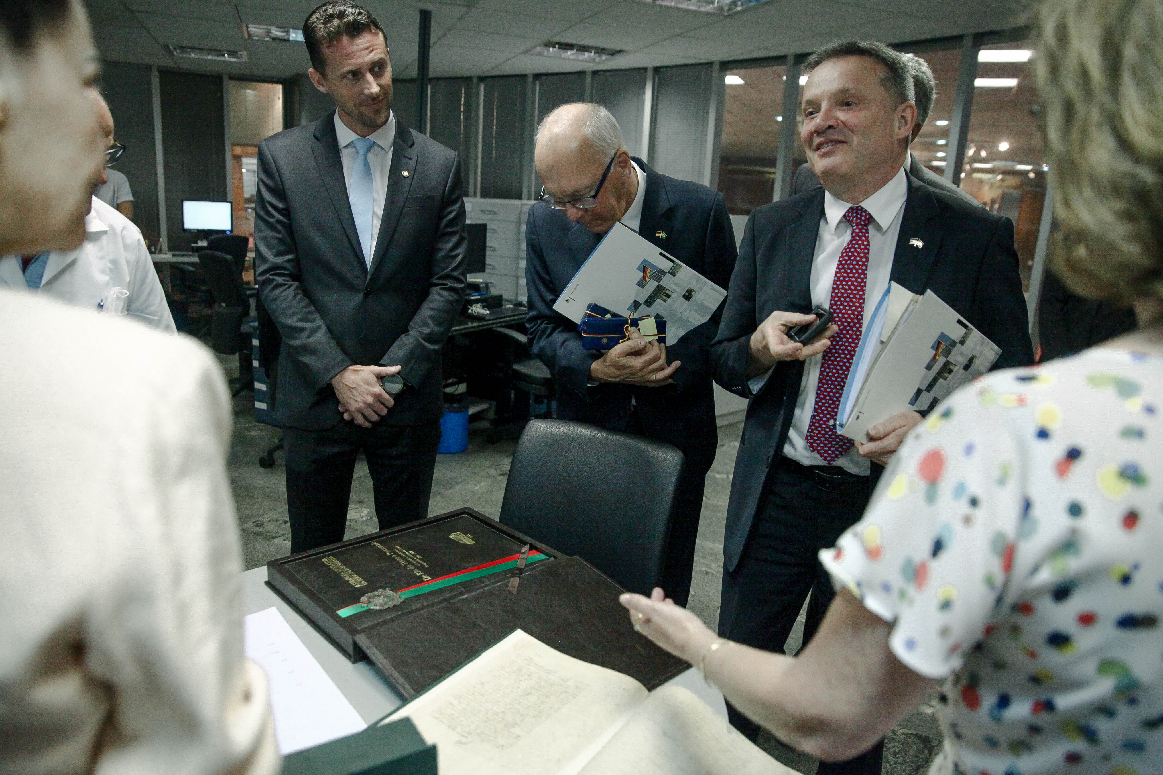 Embaixador da Alemanha visita a ALESC
