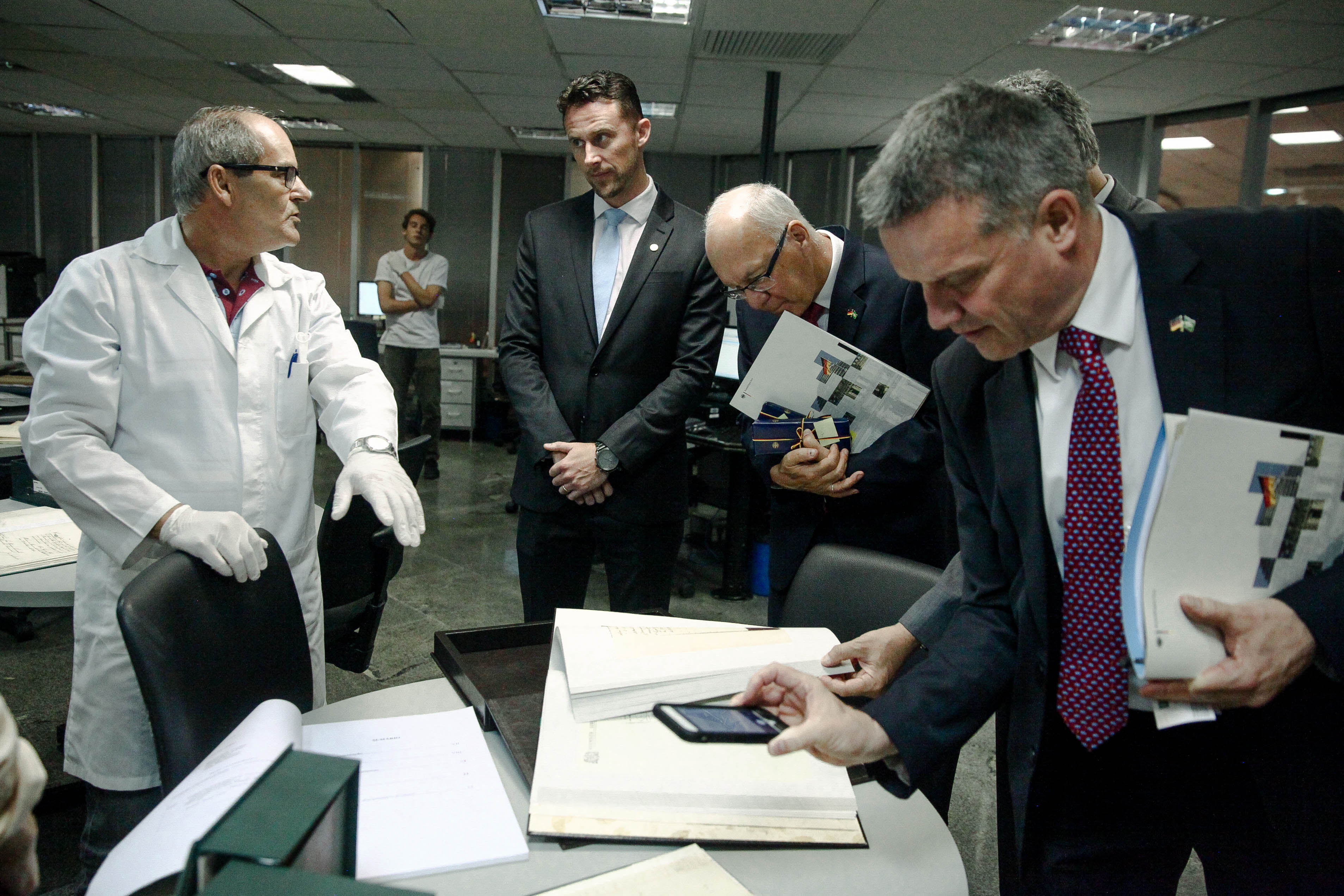 Embaixador da Alemanha visita a ALESC