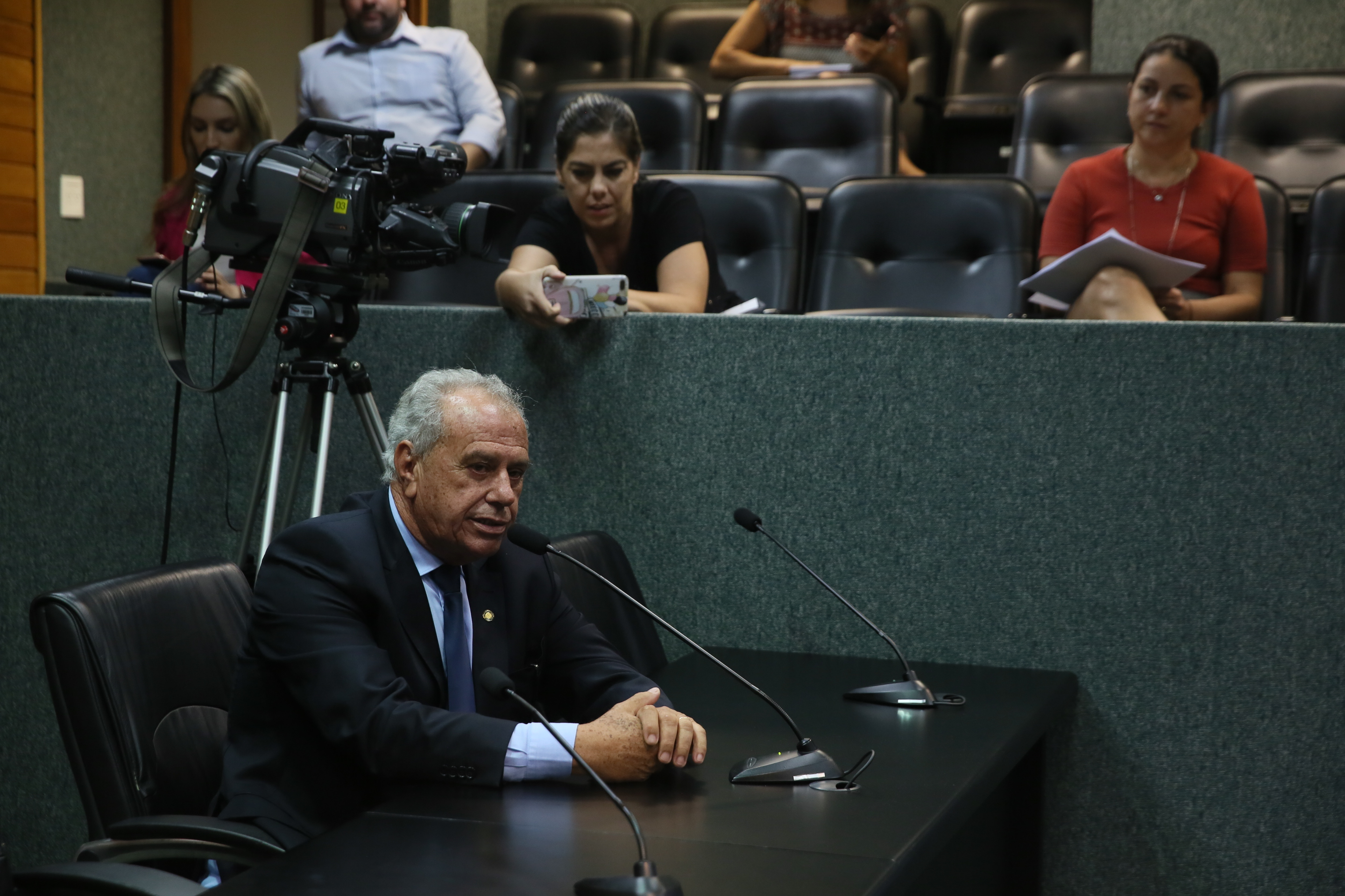 INSTALAÇÃO DAS COMISSÕES - Comissão de Educação é Instalada