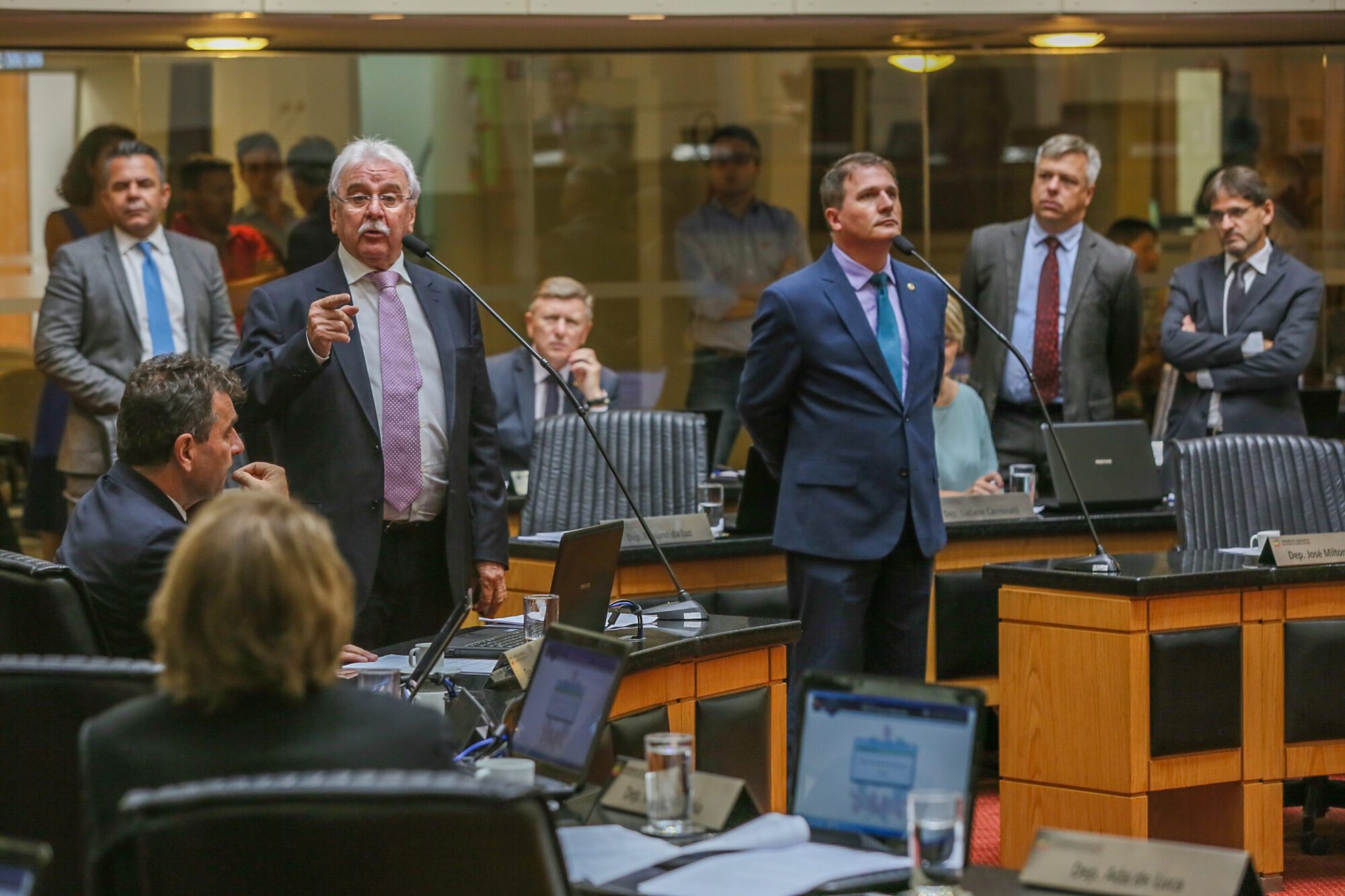 Retirada de tarifas do leite importado volta a repercutir na Assembleia