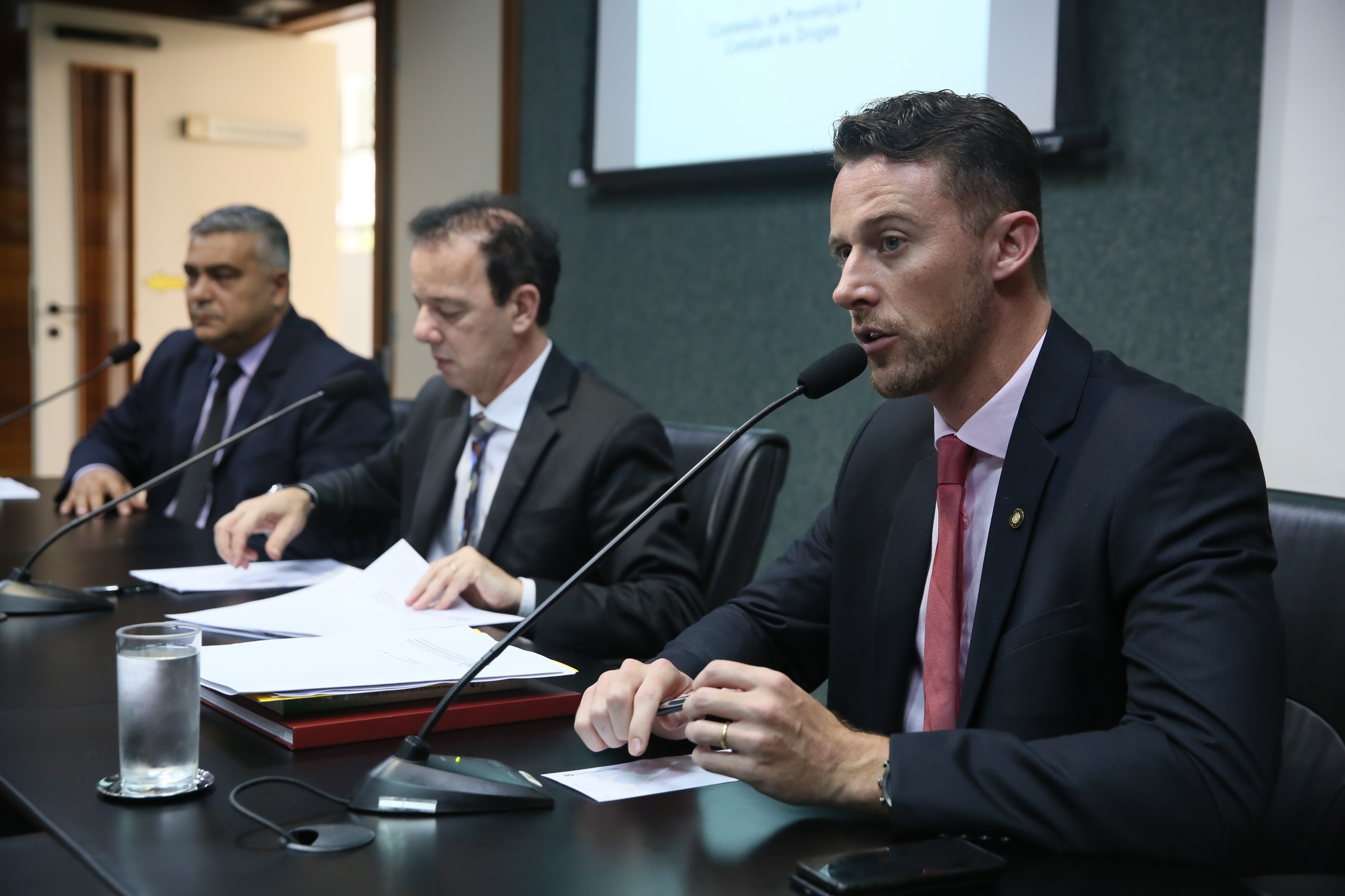 REUNIÃO - Comissão de Prevenção e Combate às Drogas.