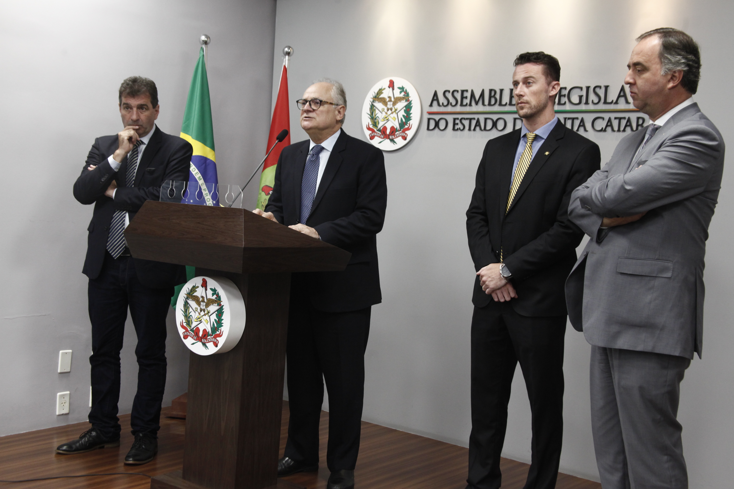 Frente Parlamentar Norte/Nordeste é lançada na Sala da Imprensa da Alesc.
