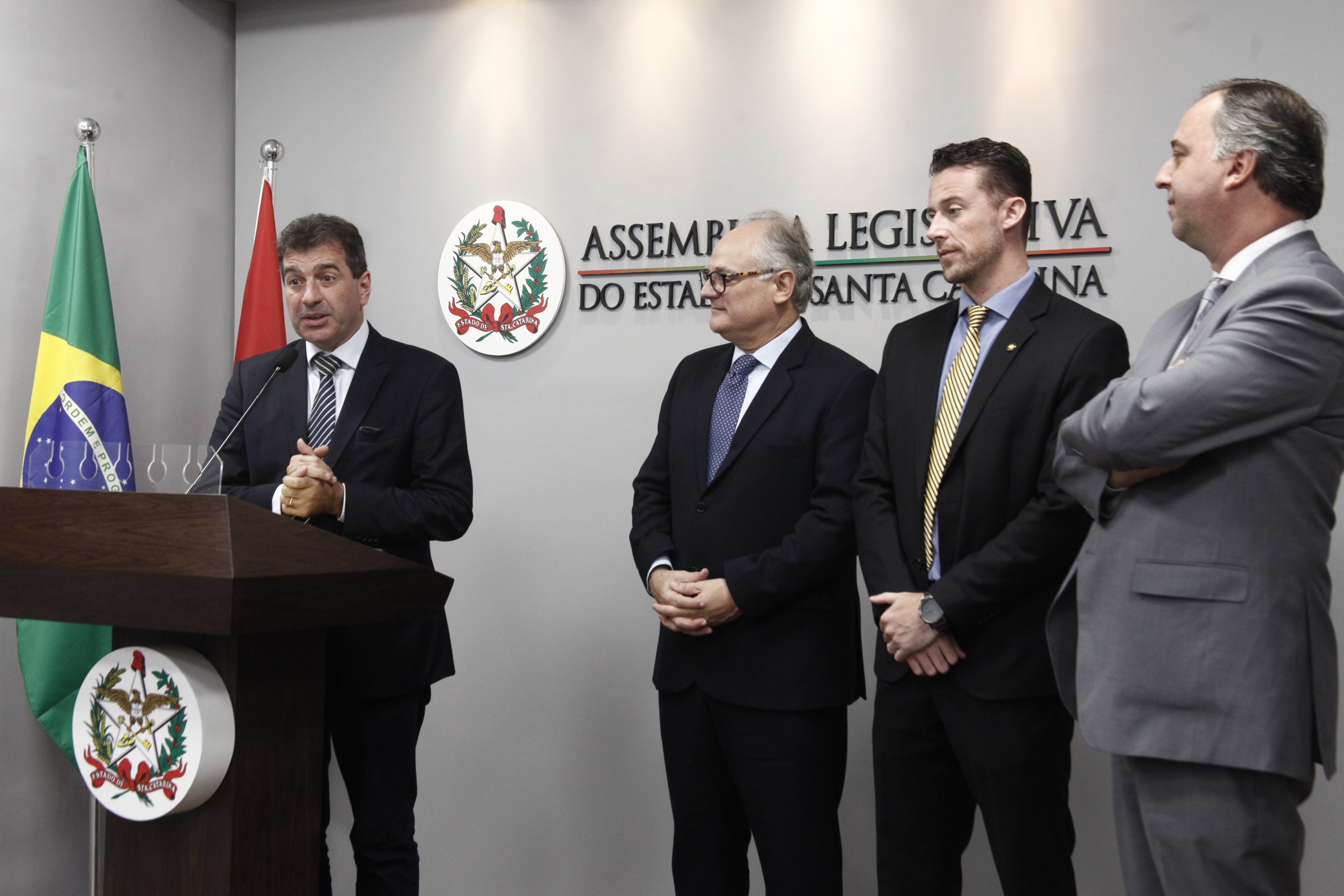 Frente Parlamentar Norte/Nordeste é lançada na Sala da Imprensa da Alesc.