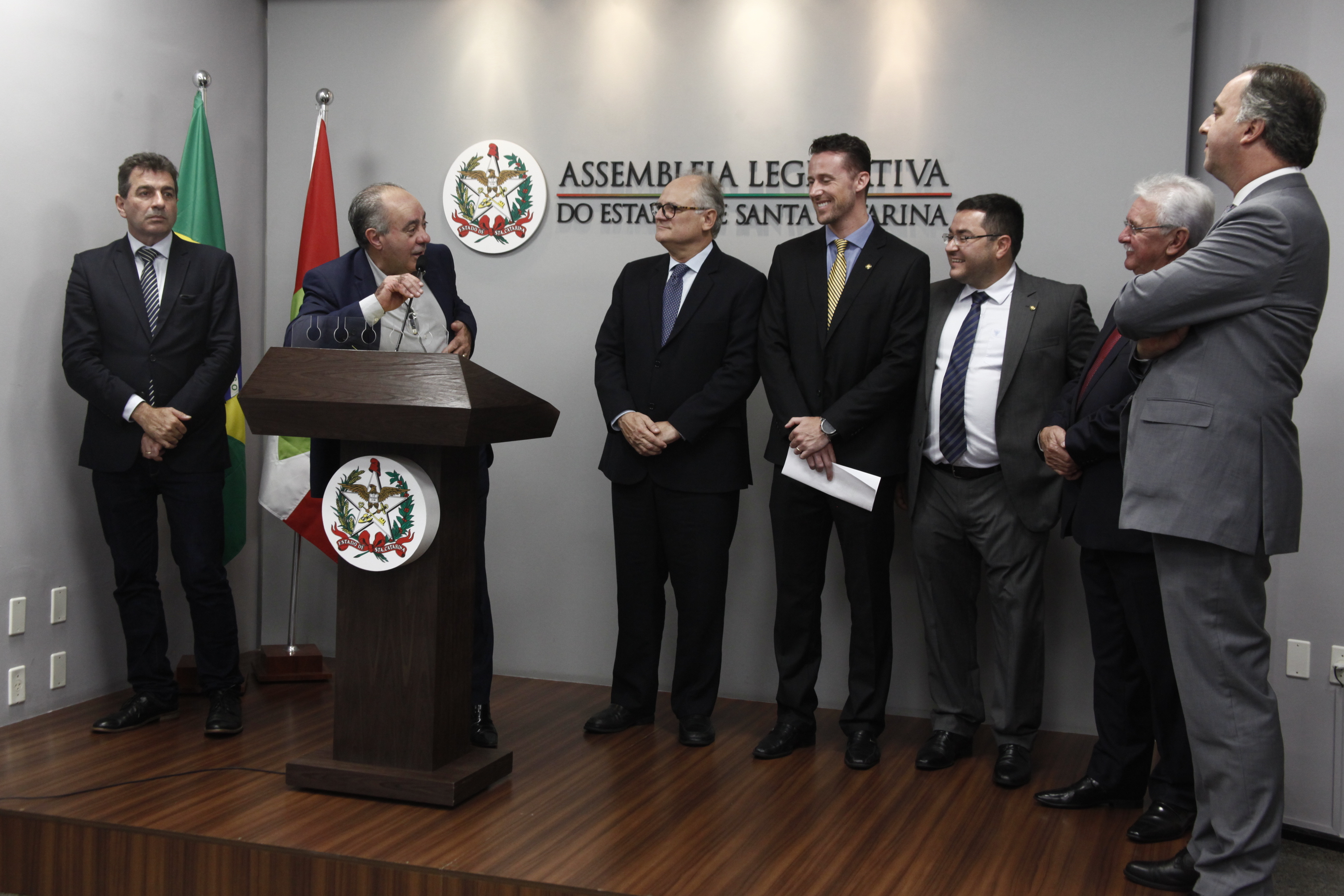 Frente Parlamentar Norte/Nordeste é lançada na Sala da Imprensa da Alesc.