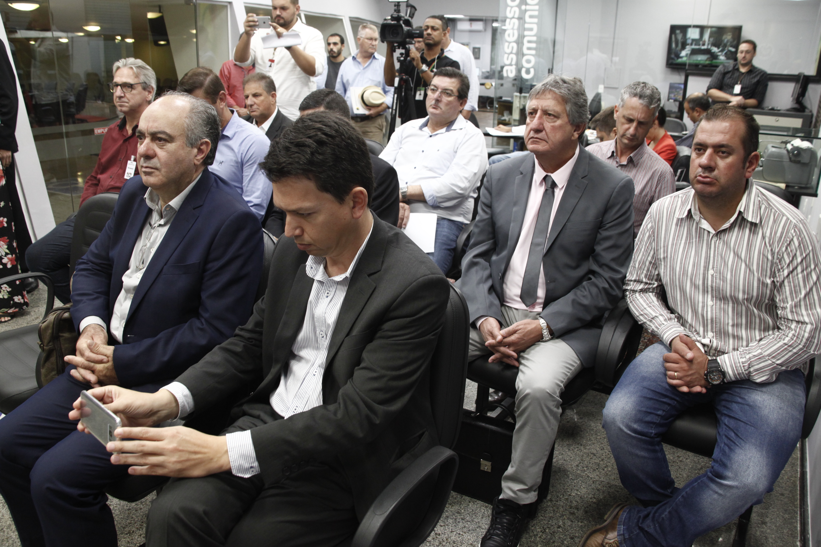 Frente Parlamentar Norte/Nordeste é lançada na Sala da Imprensa da Alesc.