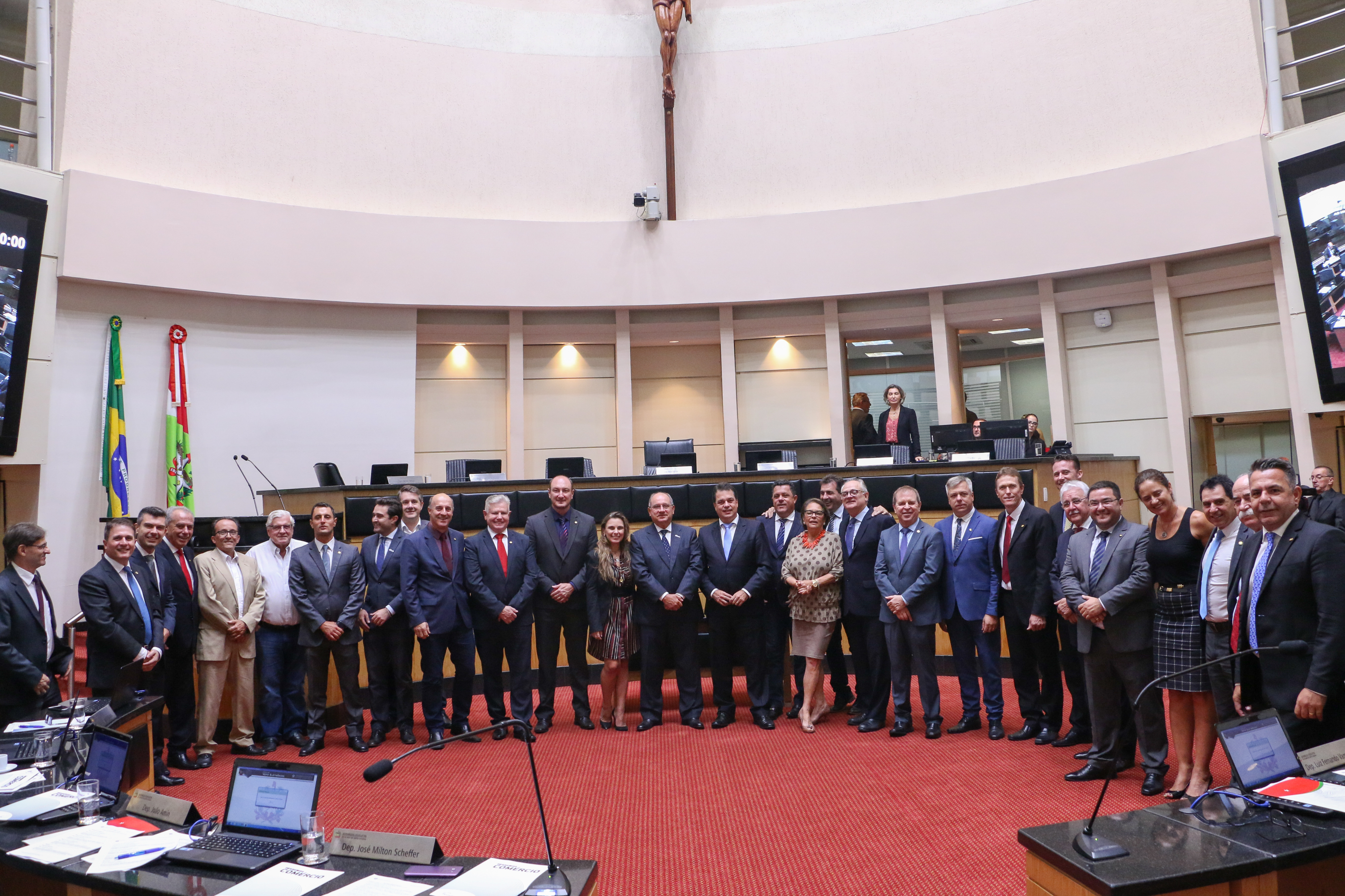 Presidente da Fecomércio com deputados