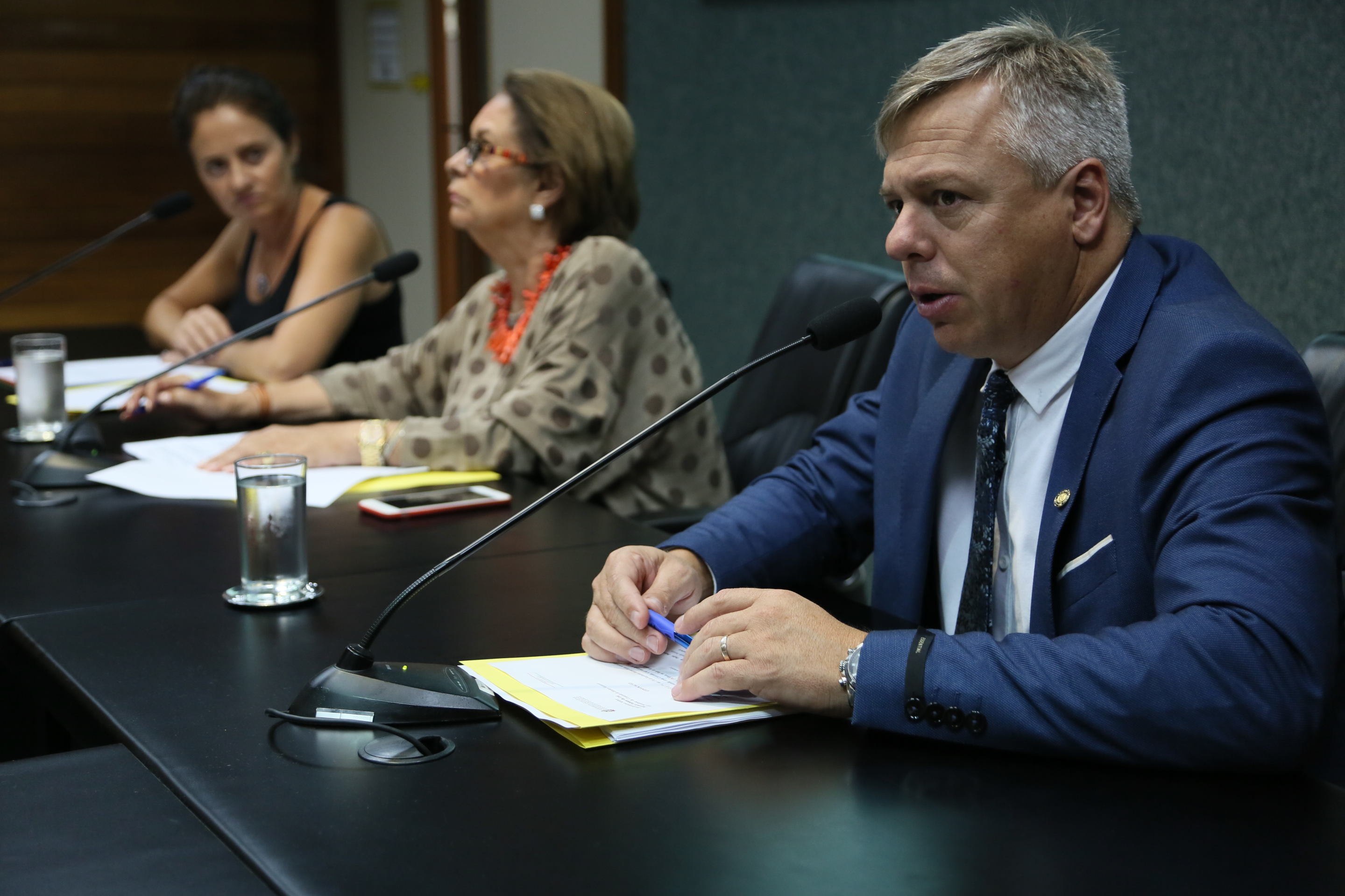 Comissão de Direitos Humanos.