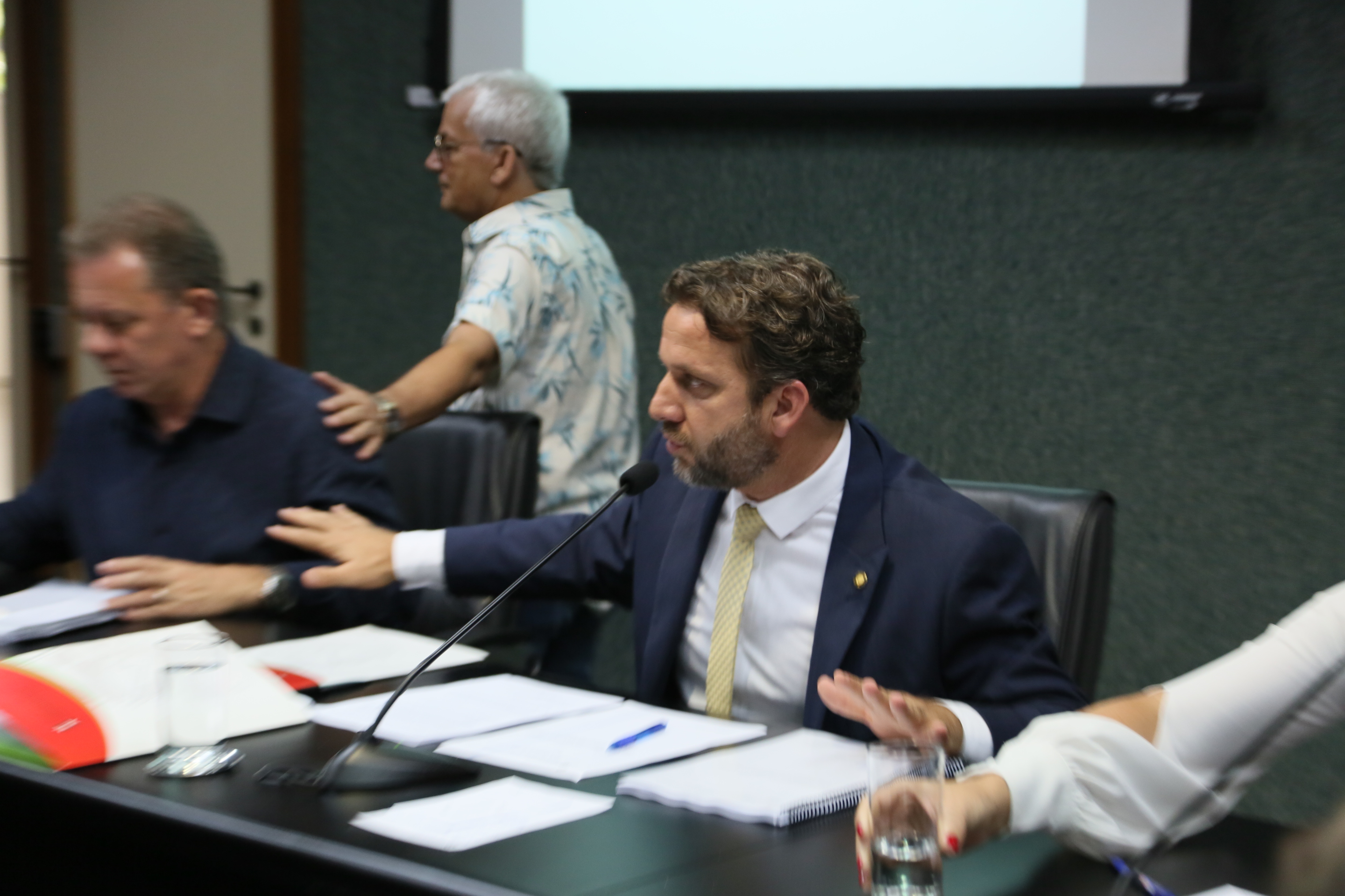 Comissão de Assuntos Municipais.