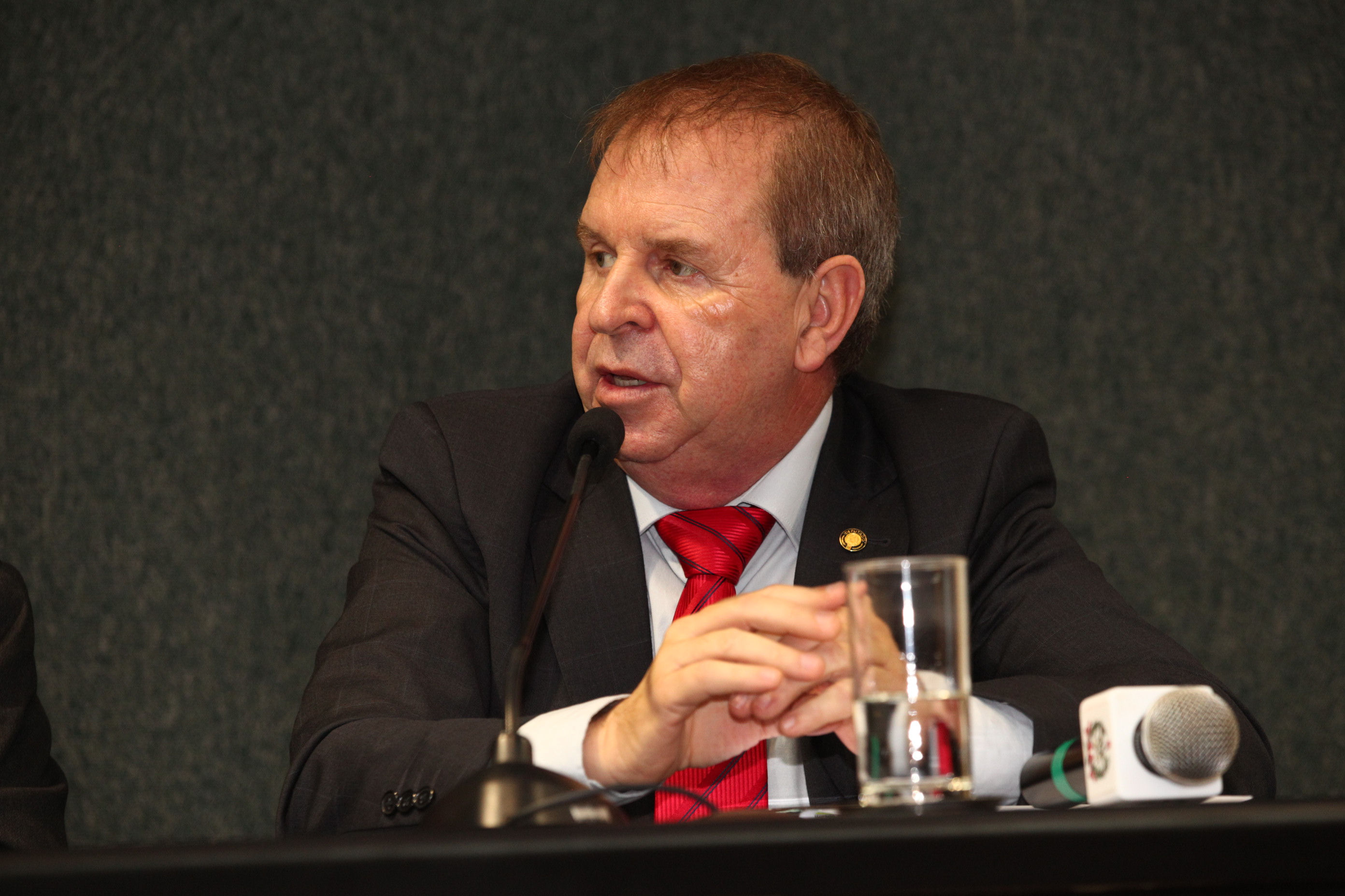 Audiência Pública - Prestação de Contas do 3º Quadrimestre do ano de 2018 da Secretaria de Saúde - Deputado Maurício Eskudlark (PR)