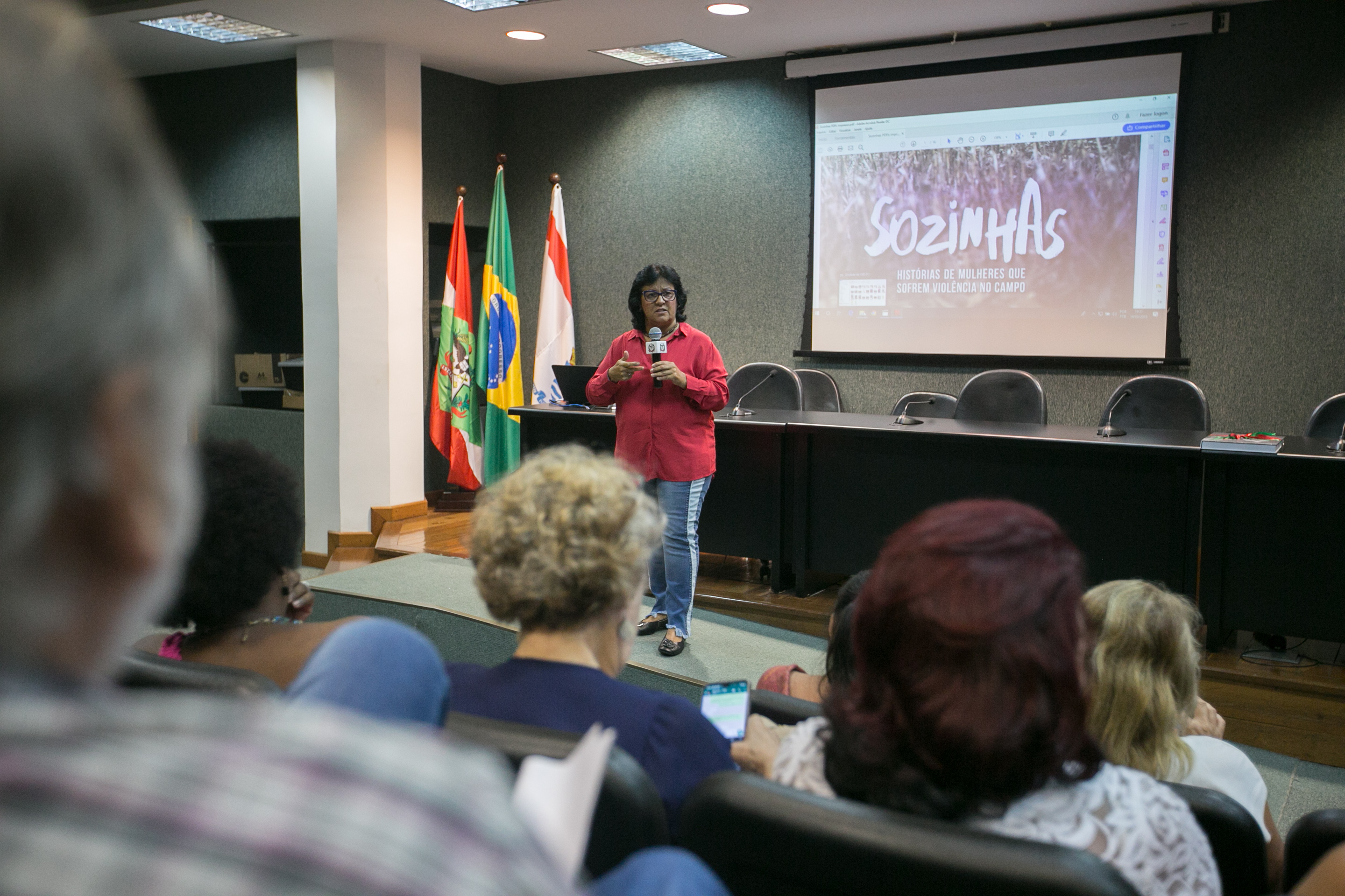 Palestra com a jornalista Ângela Bastos “Sozinhas”