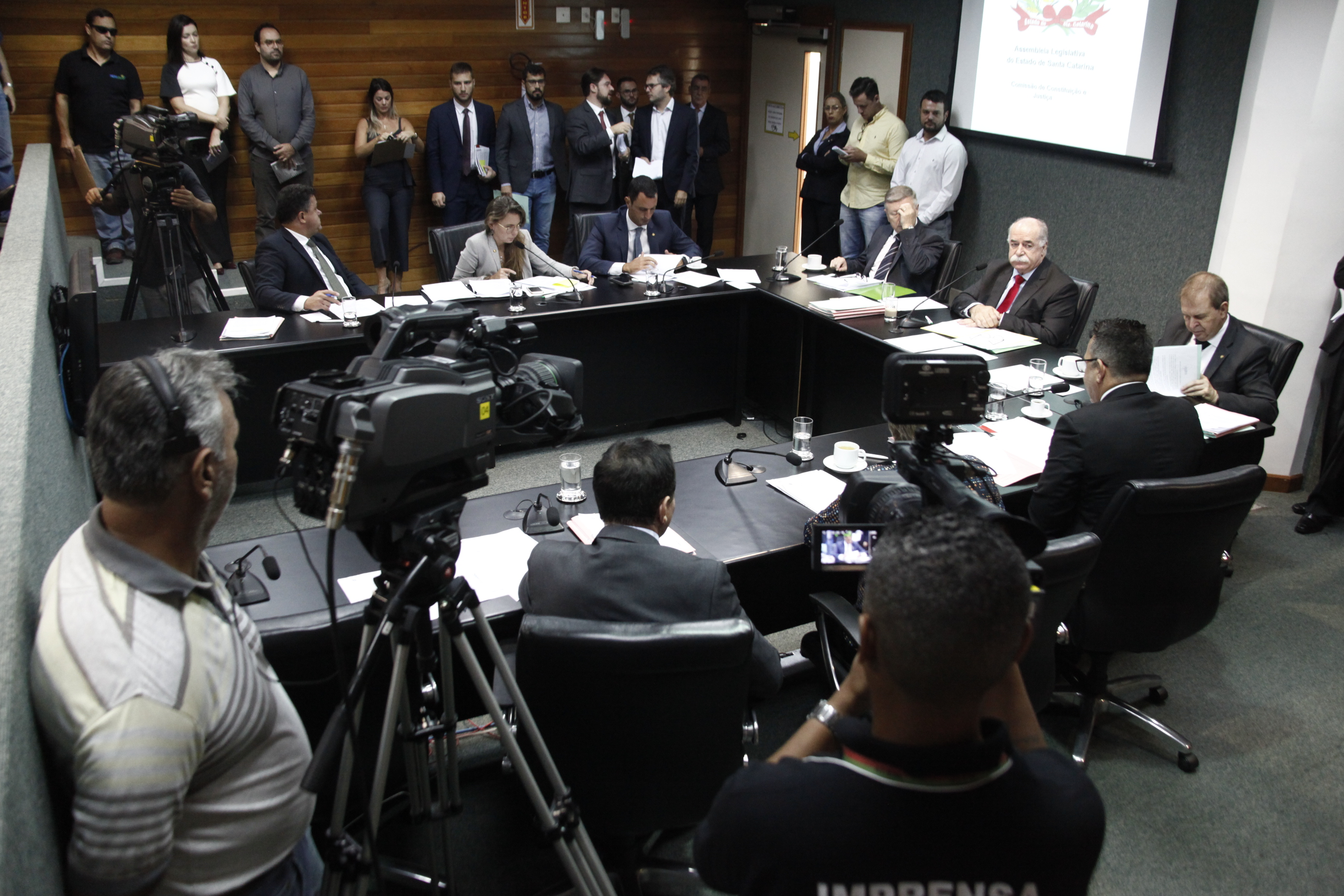 Comissão de Constituição e Justiça