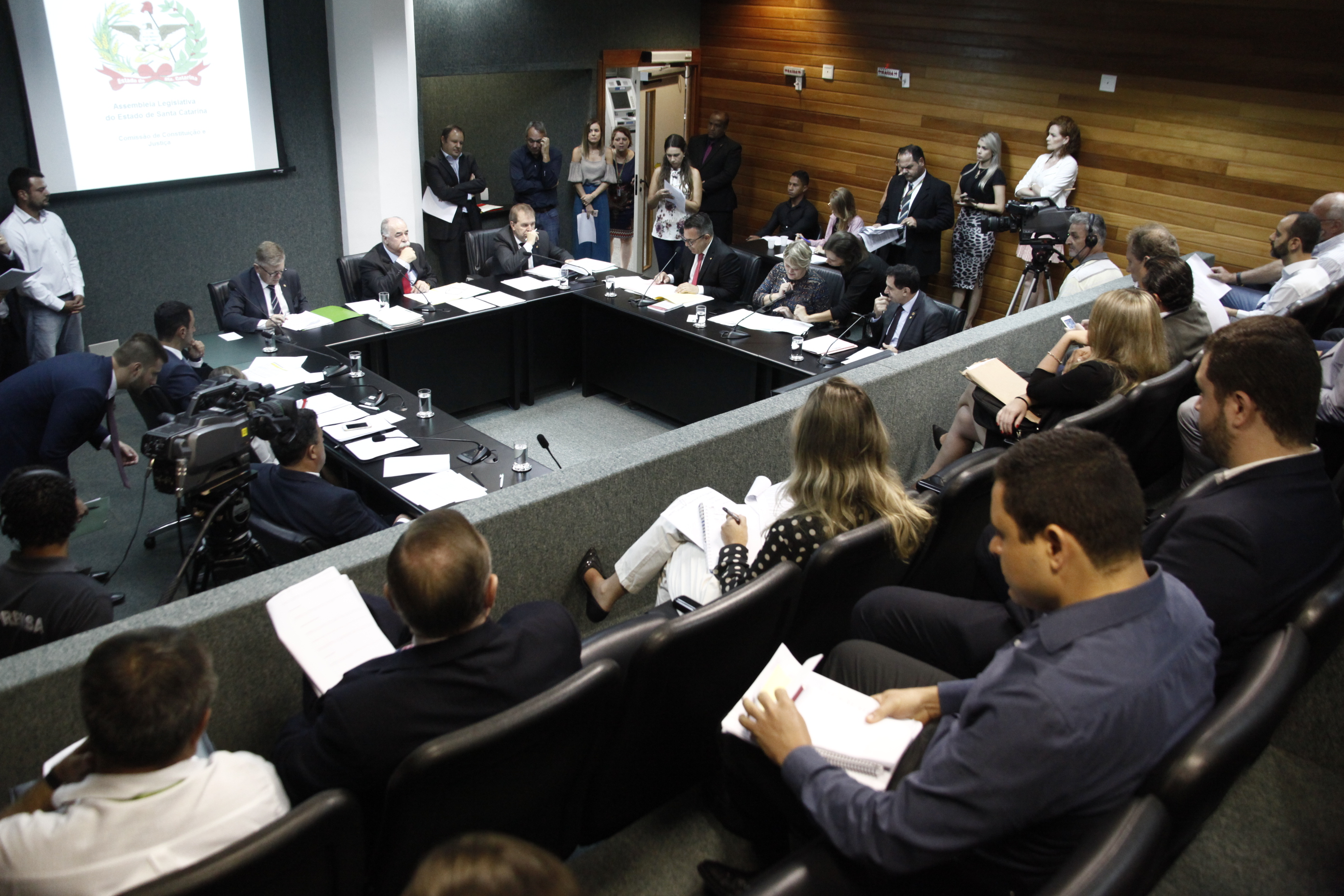 Comissão de Constituição e Justiça