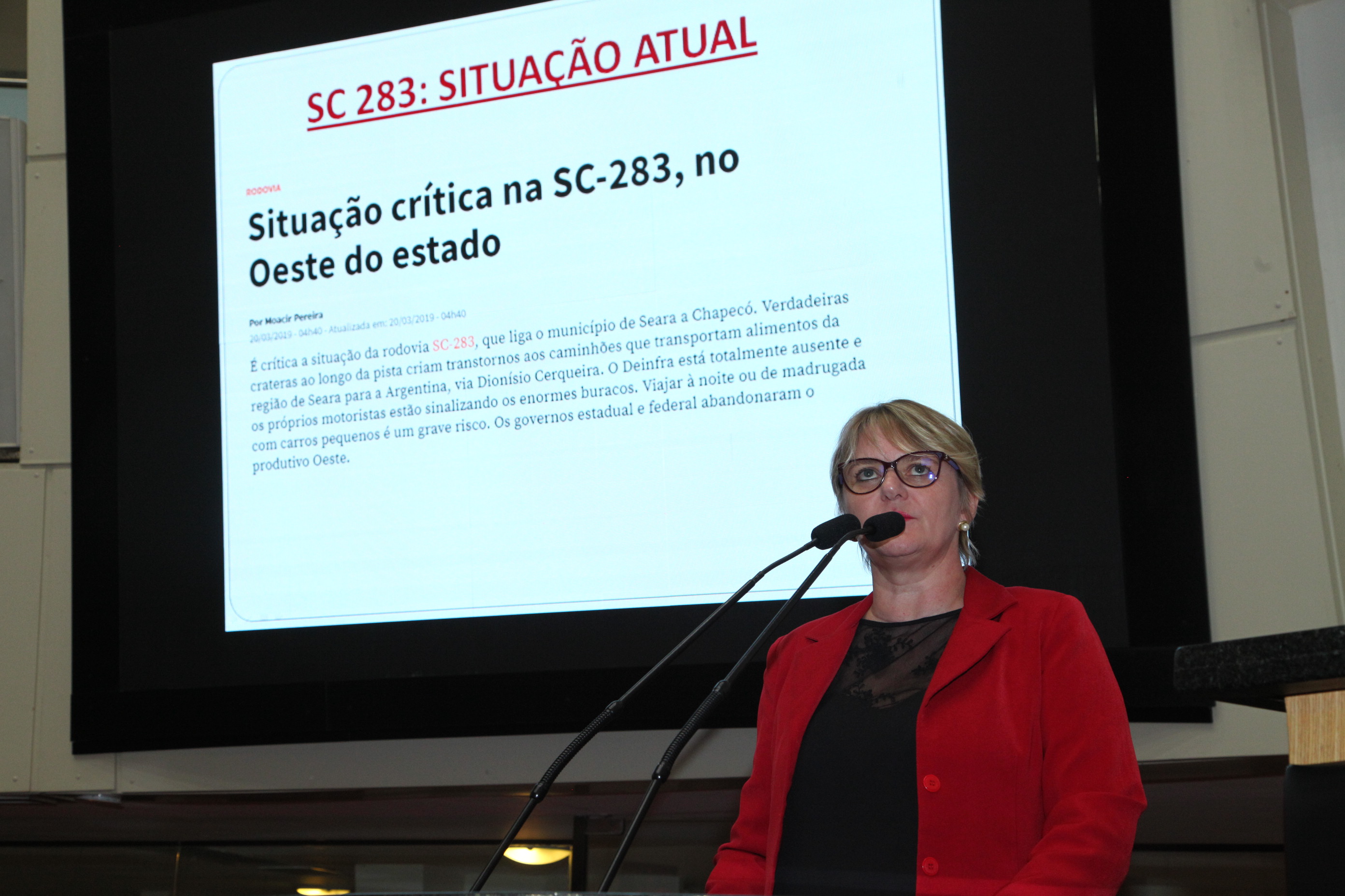 Sessão PlenáriaSessão Plenária - Deputada Luciane Carminatti (PT)