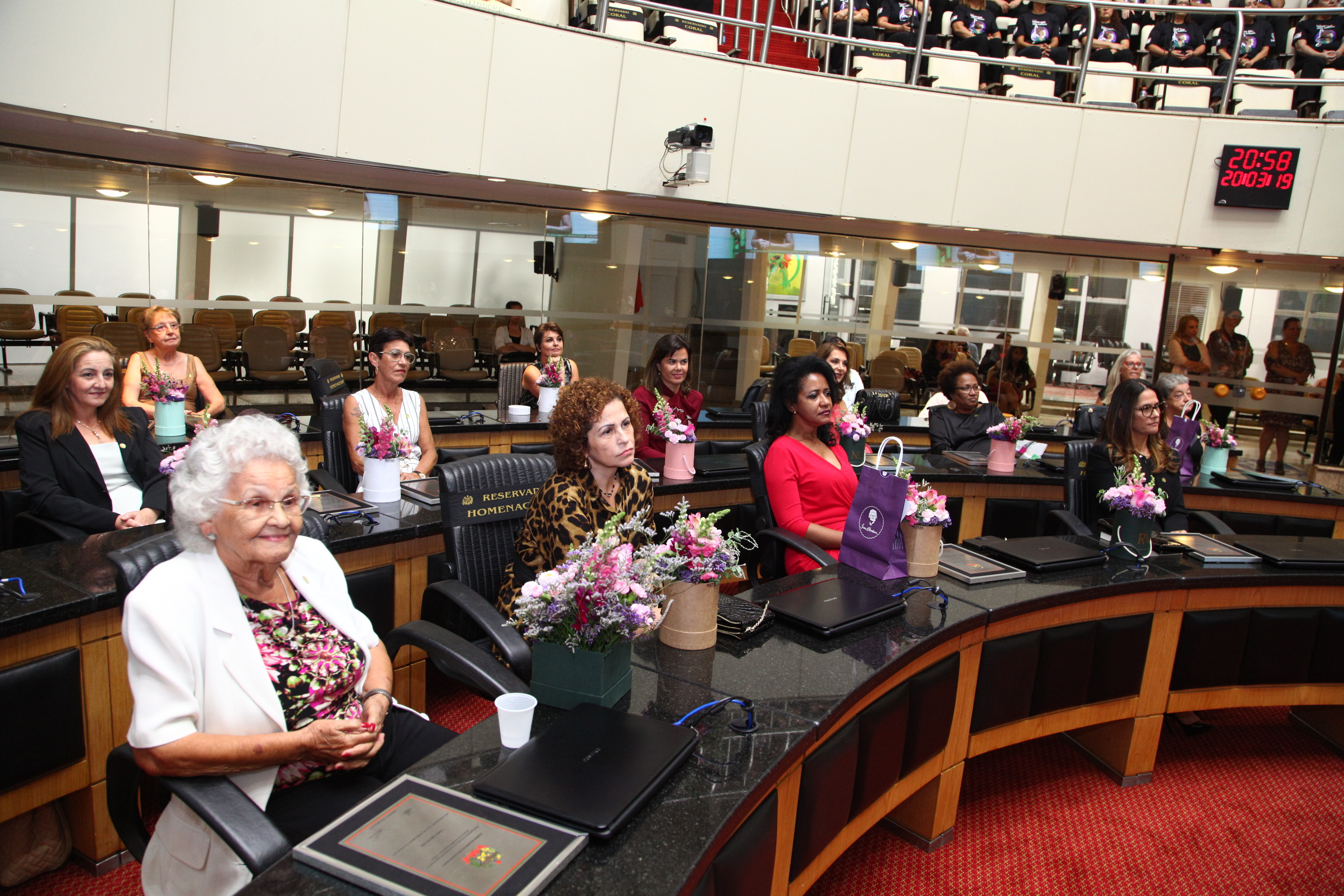 Sessão Especial em comemoração ao Dia Internacional da Mulher