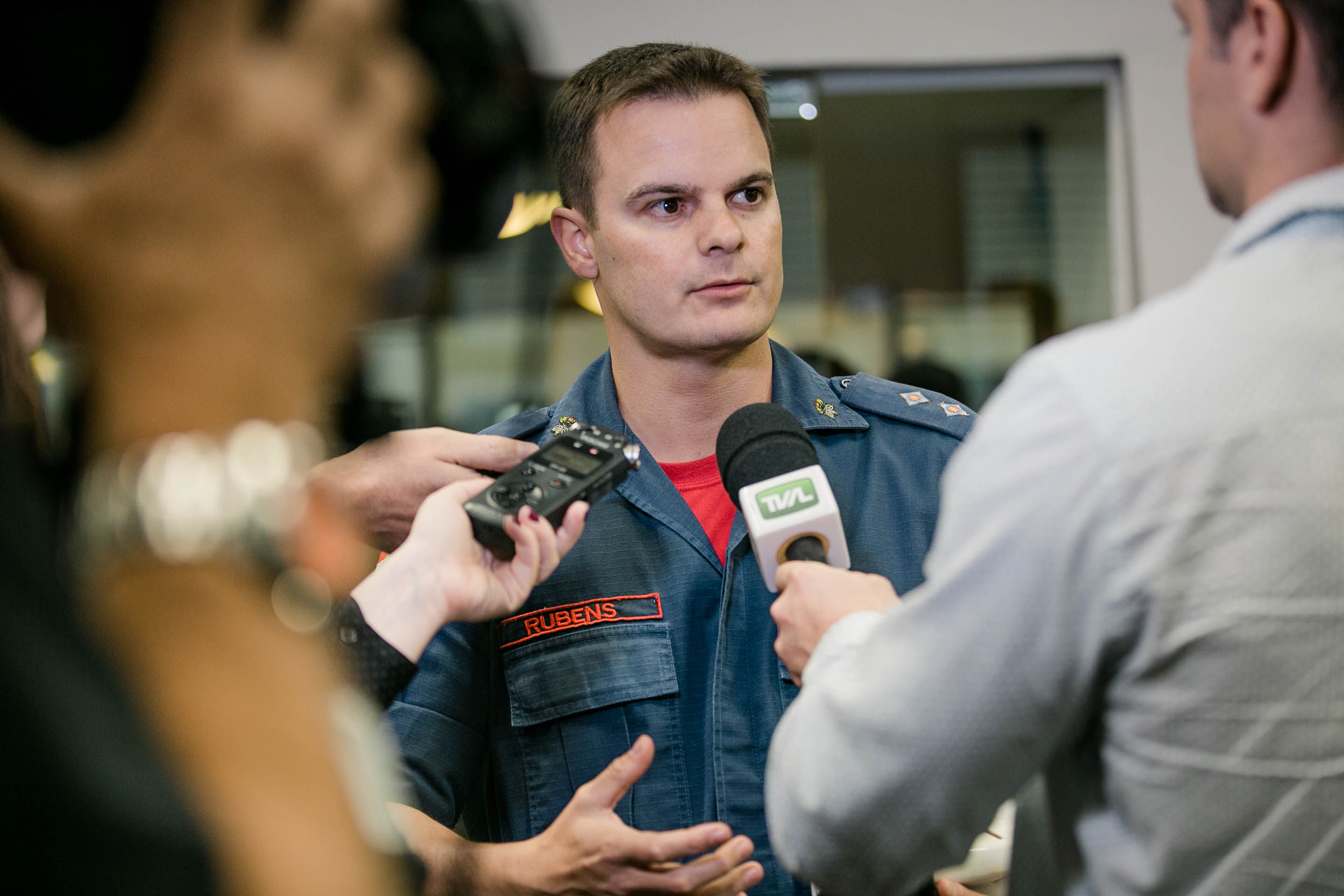 Bombeiros catarinenses que atuaram em Brumadinho são homenageados na Alesc.