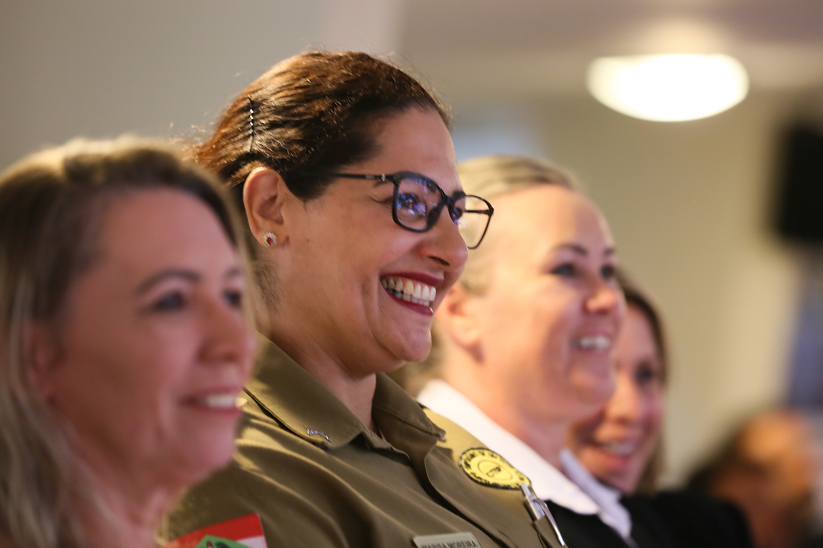 Deputado Jesse Lopes Homenageia as Policiais Militares que Trabalham na Alesc.