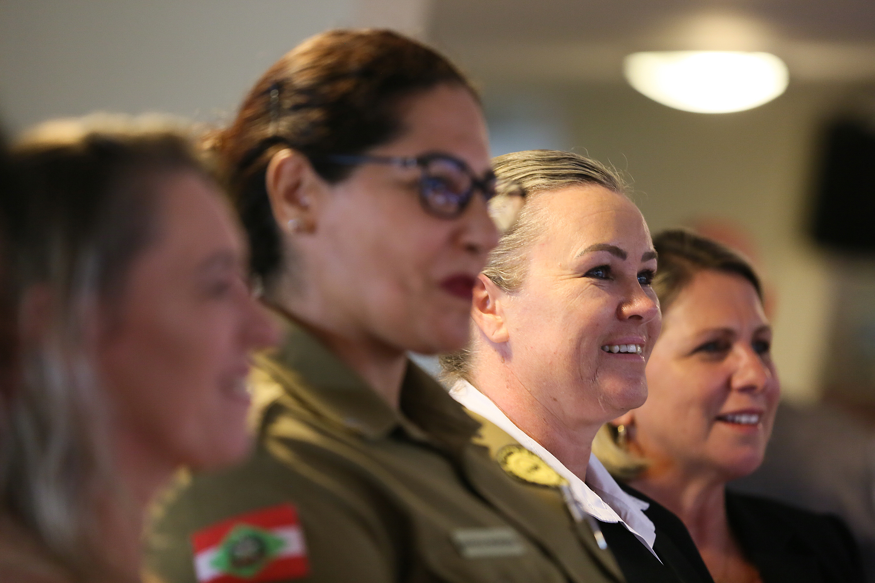 Deputado Jesse Lopes Homenageia as Policiais Militares que Trabalham na Alesc.