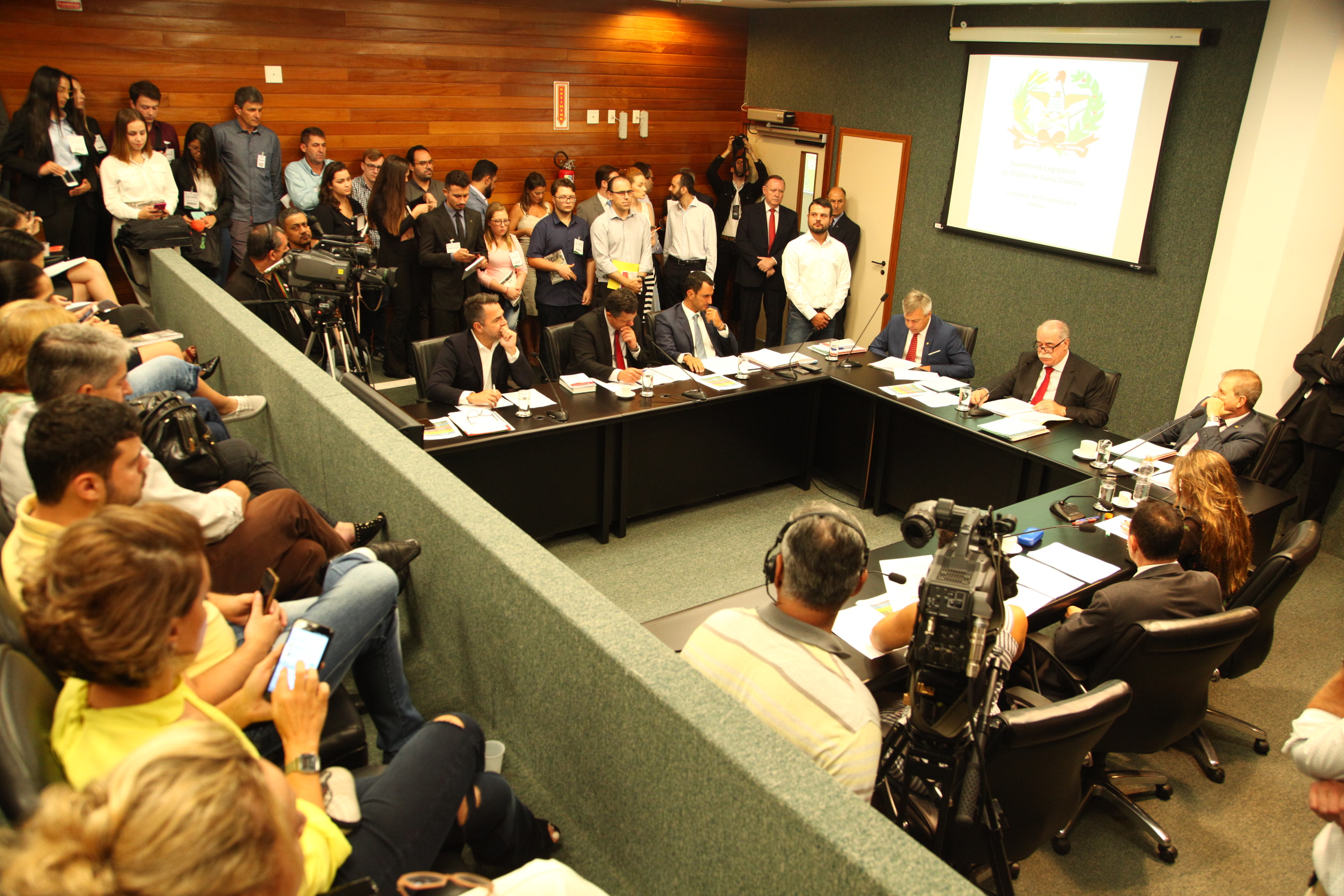 Comissão de Constituição e Justiça