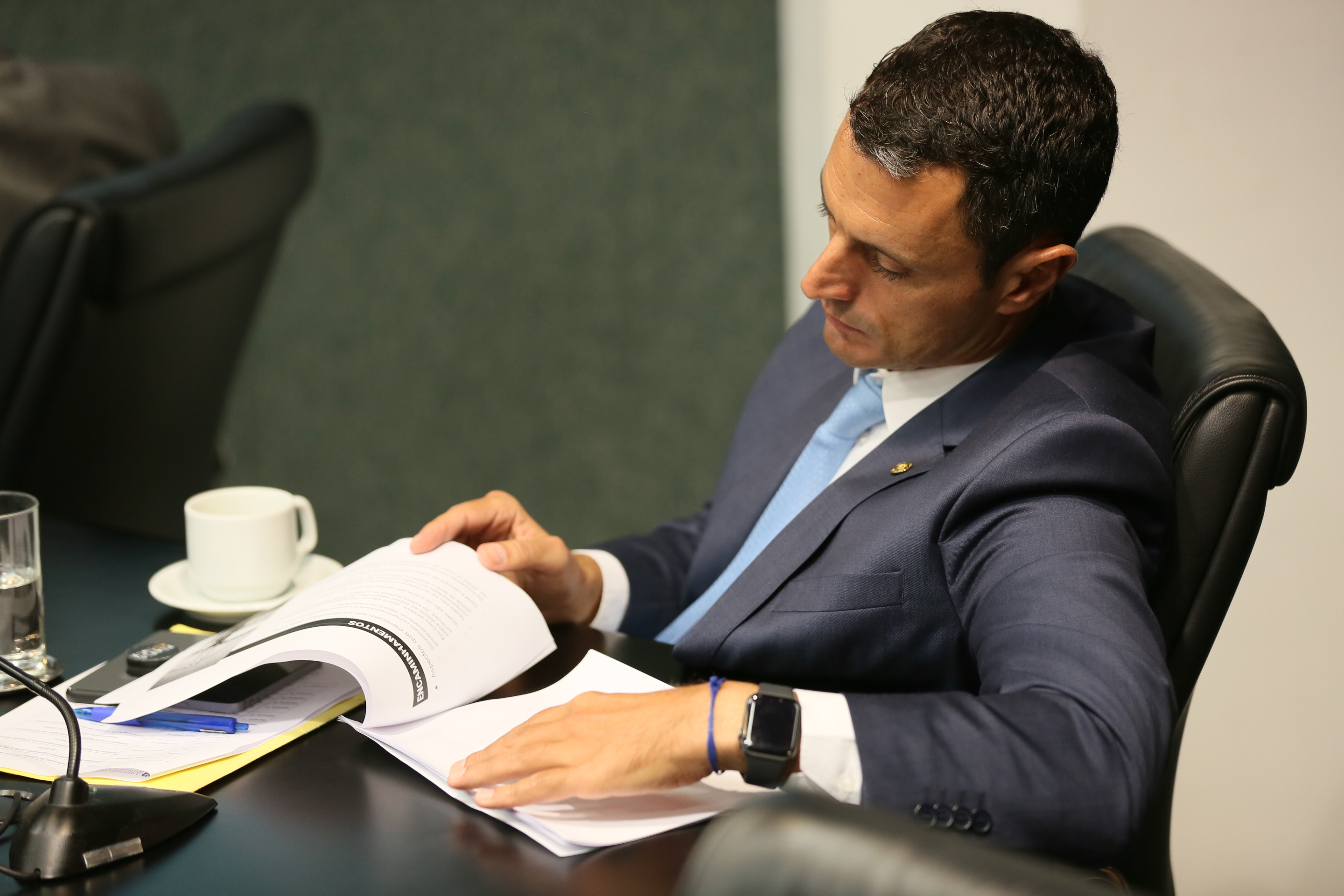 Reunião define acesso ao histórico dos contratos de restauração da Ponte.