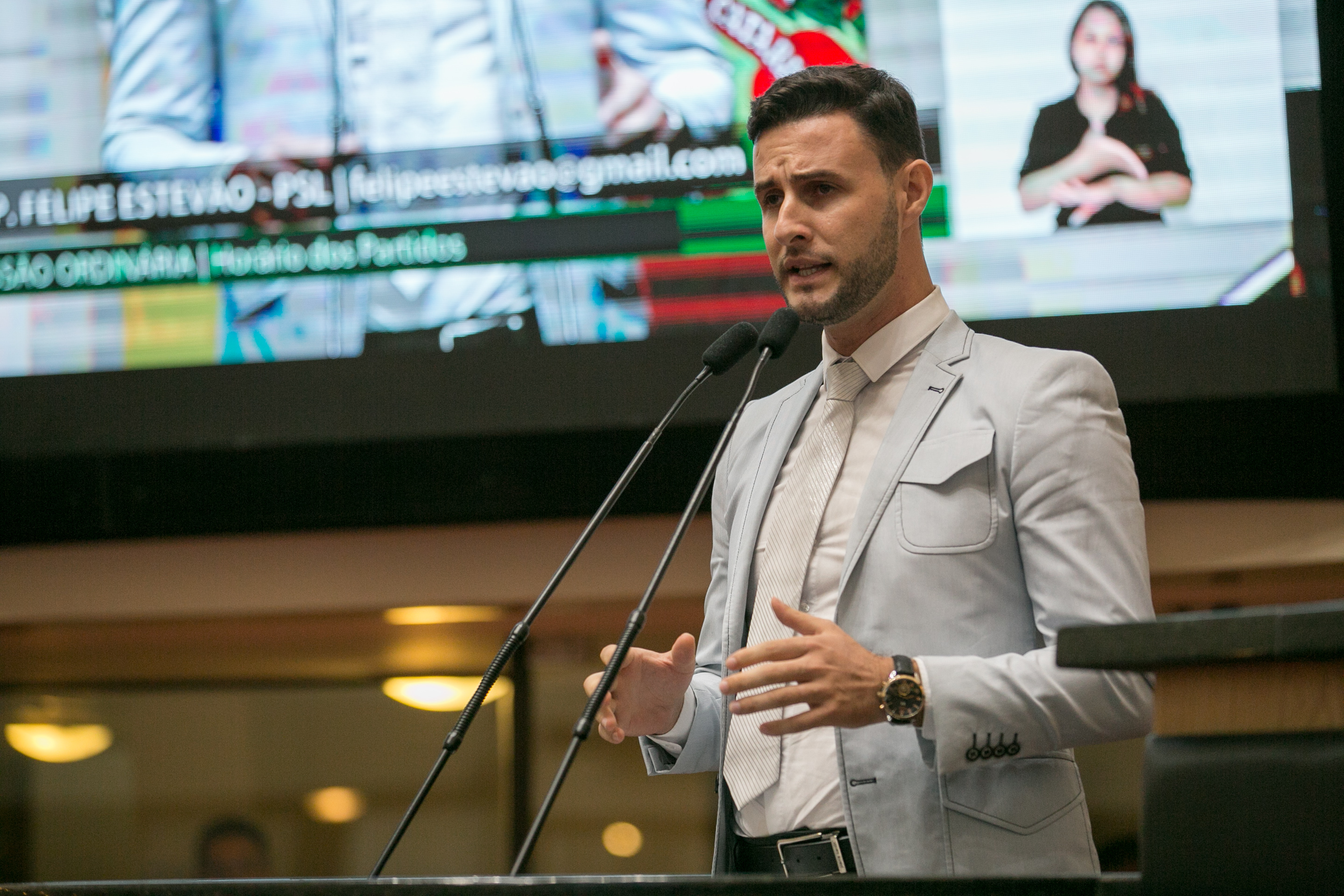 Deputado Felipe Estevão (PSL)