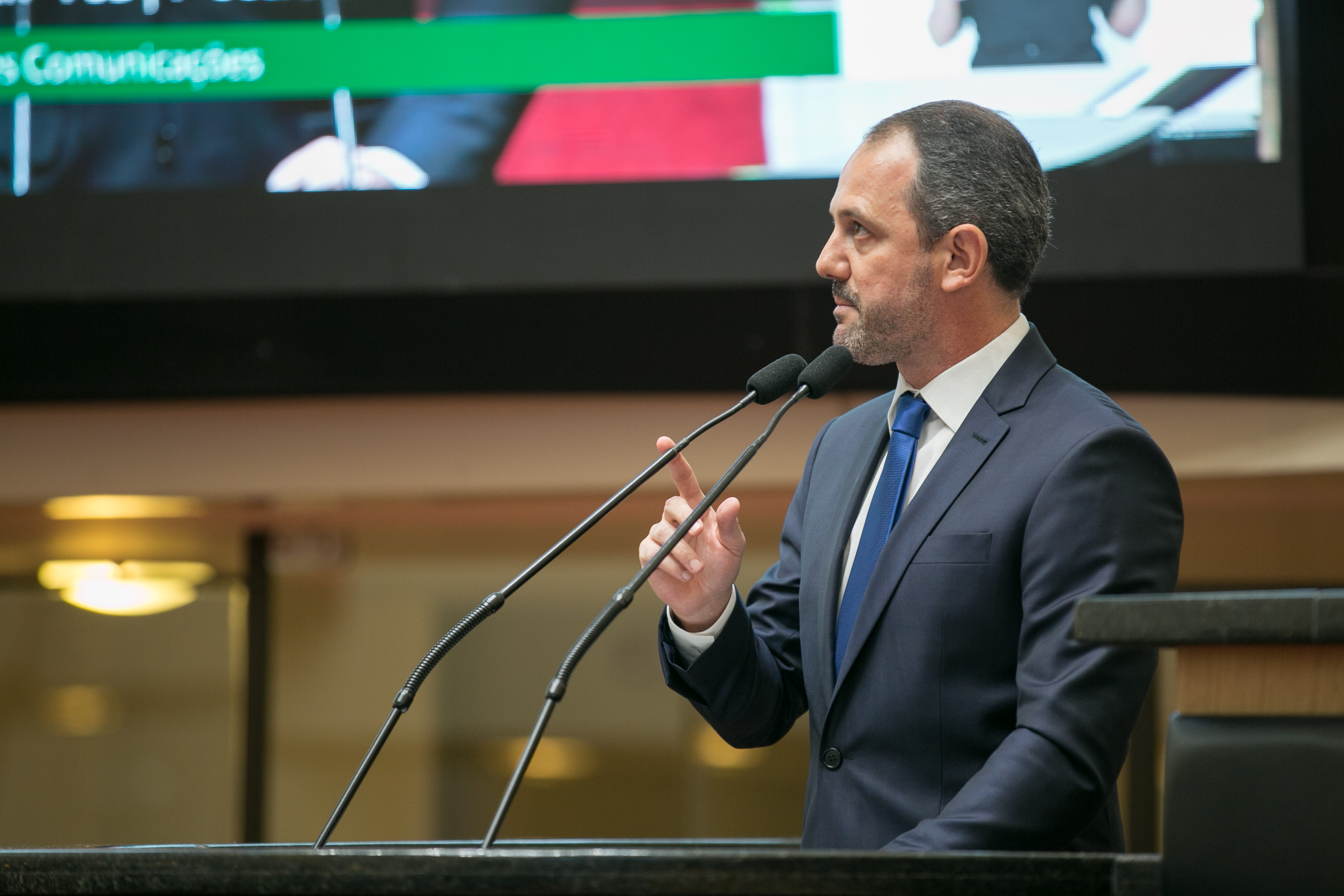 Deputado Laércio Schuster (PSB)
