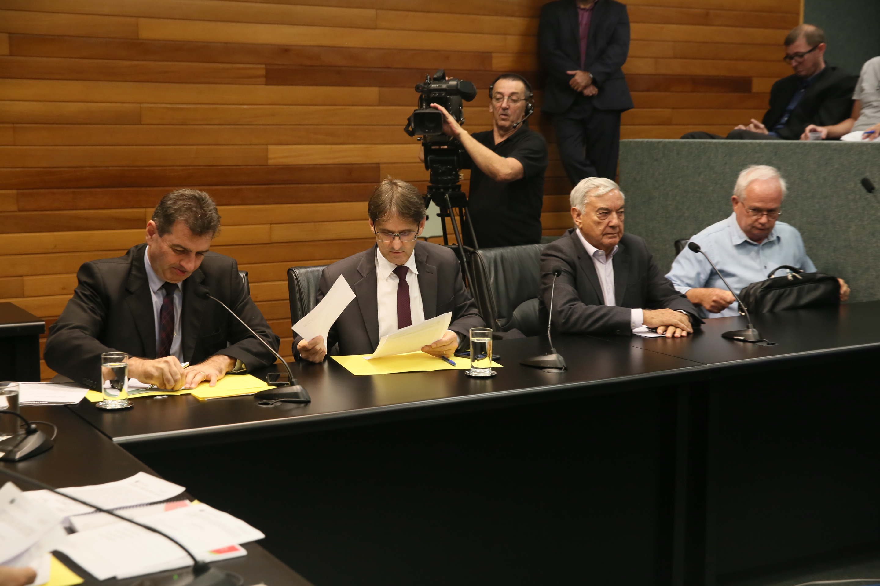 Comissão recebe o secretário de estado da Agricultura e da Pesca Ricardo de Gouvêa e a Presidente da Epagri Edilene Steinwandter para Informações das respectivas pastas.