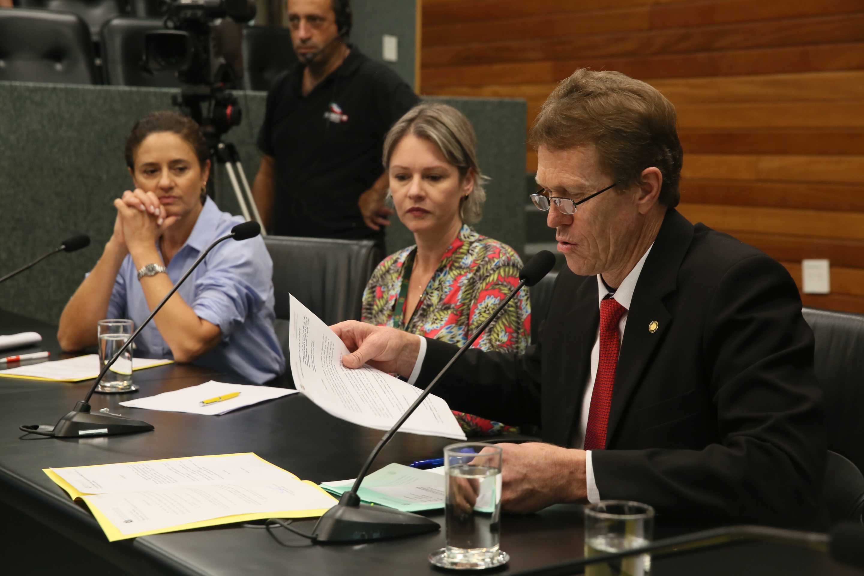 Comissão recebe o secretário de estado da Agricultura e da Pesca Ricardo de Gouvêa e a Presidente da Epagri Edilene Steinwandter para Informações das respectivas pastas.