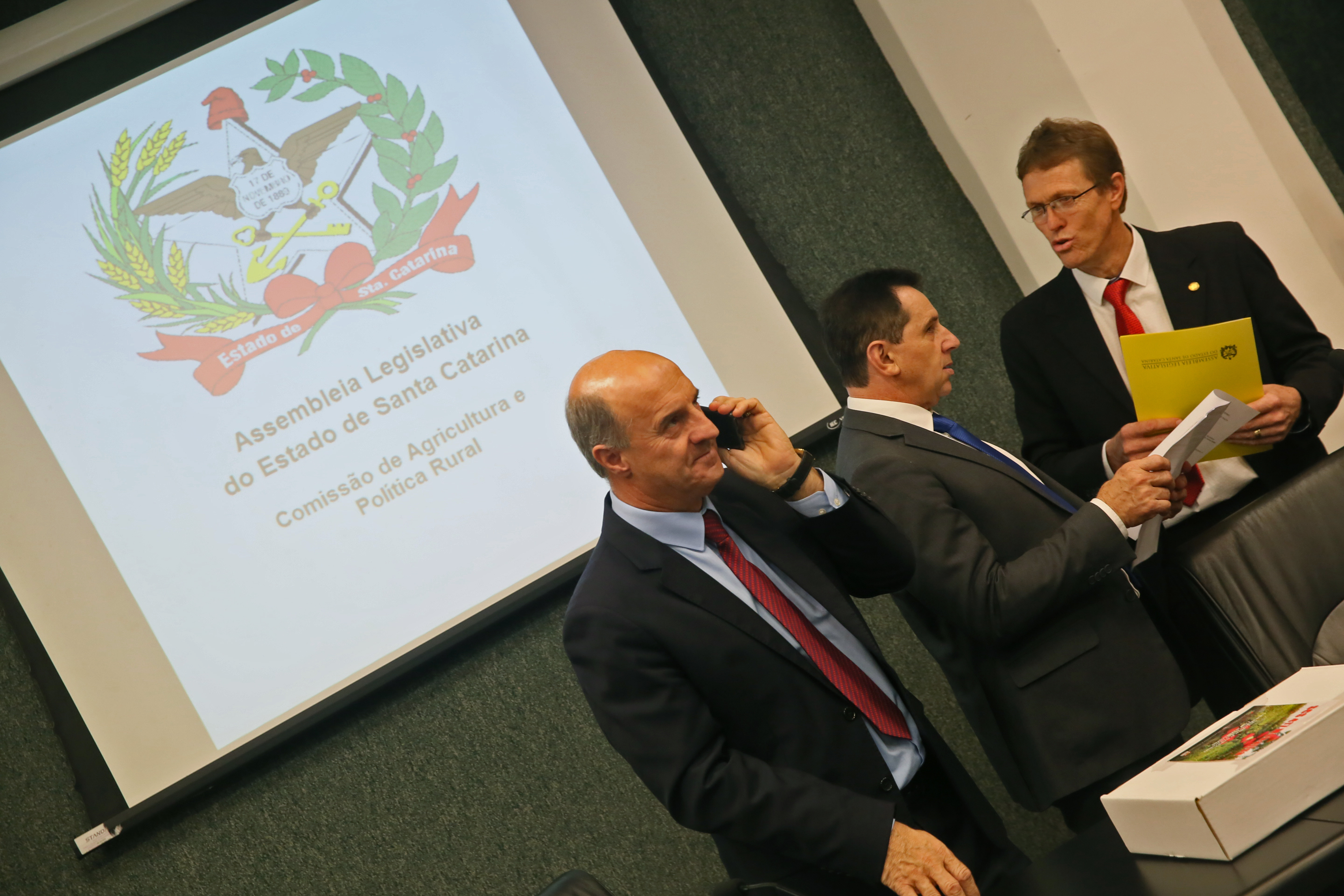 Comissão recebe o secretário de estado da Agricultura e da Pesca Ricardo de Gouvêa e a Presidente da Epagri Edilene Steinwandter para Informações das respectivas pastas.