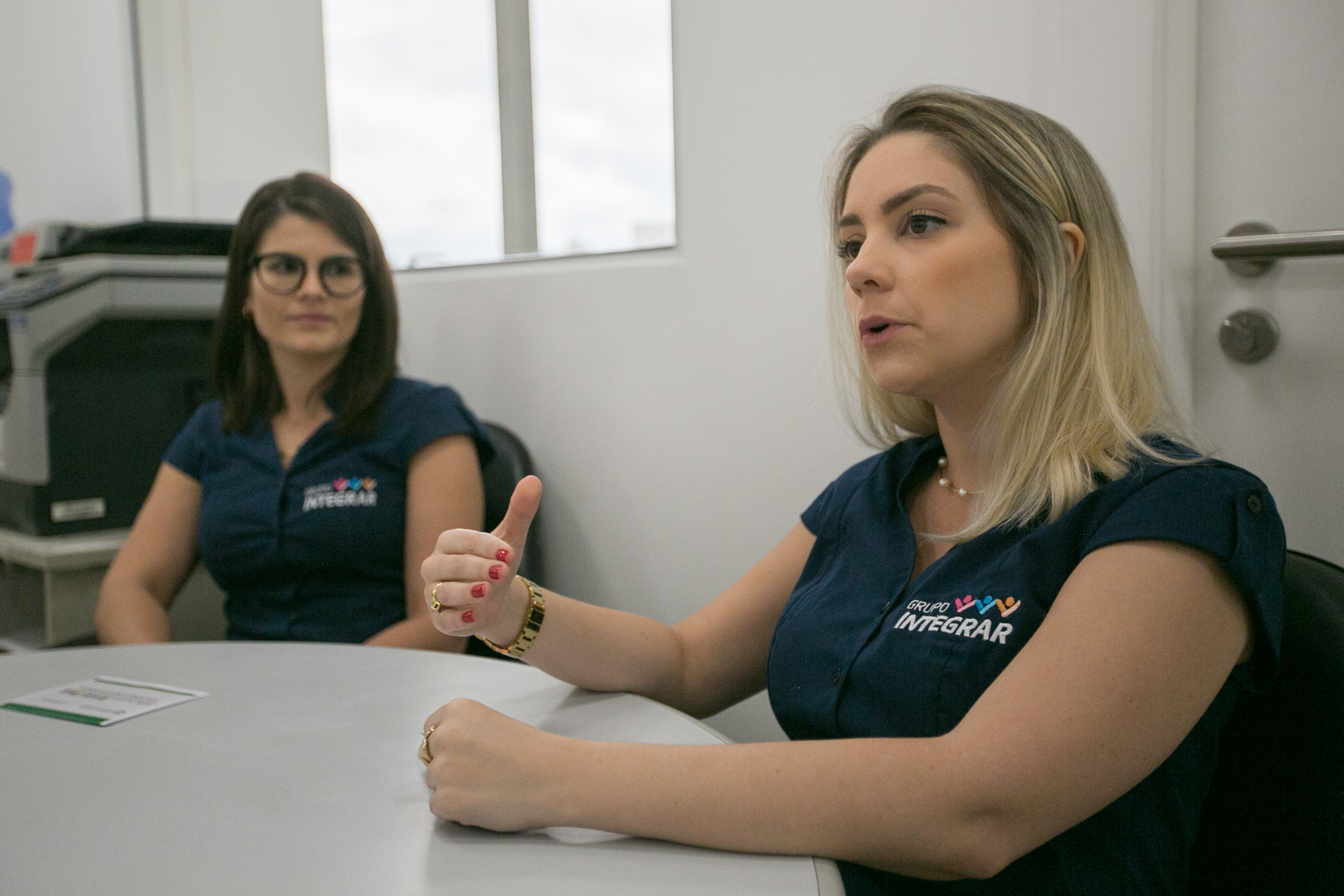Psicólogas Amanda dos Anjos e Juliana Barbato
