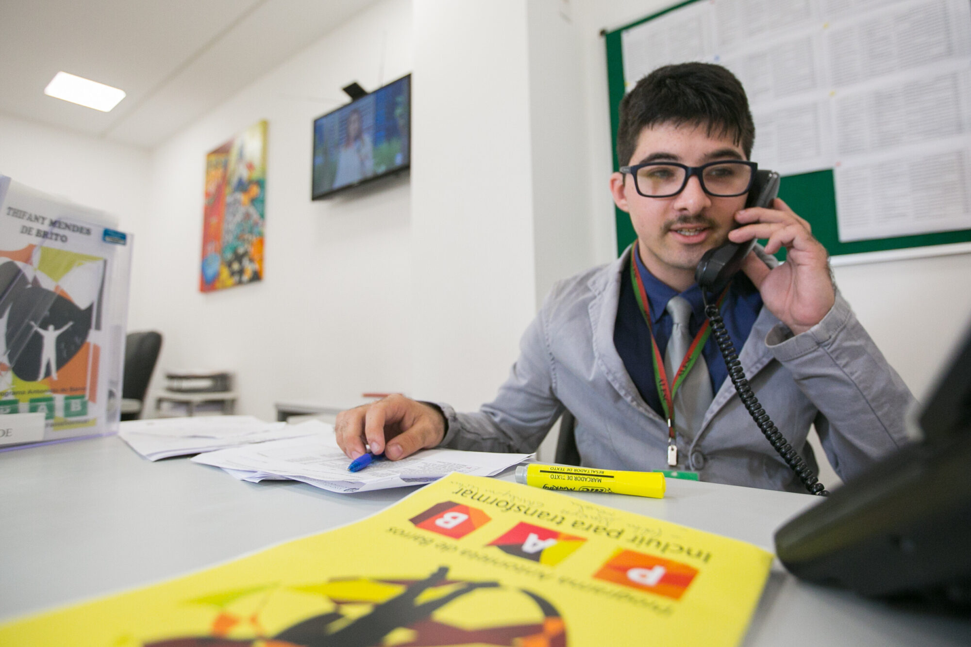 Autismo não impede Bernardo de estudar, trabalhar e sonhar