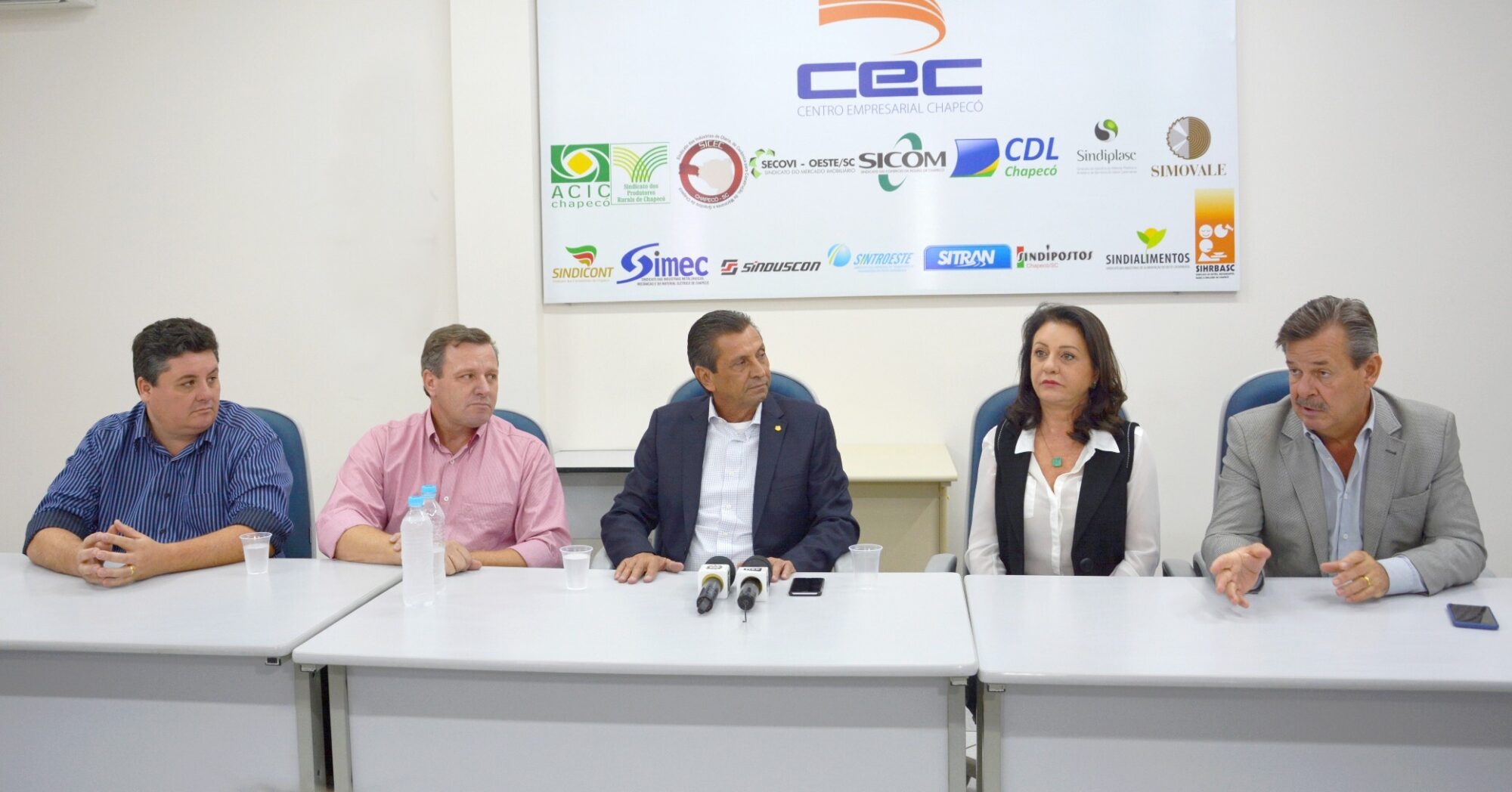 Julio Garcia realça papel da Alesc na promoção do desenvolvimento de SC