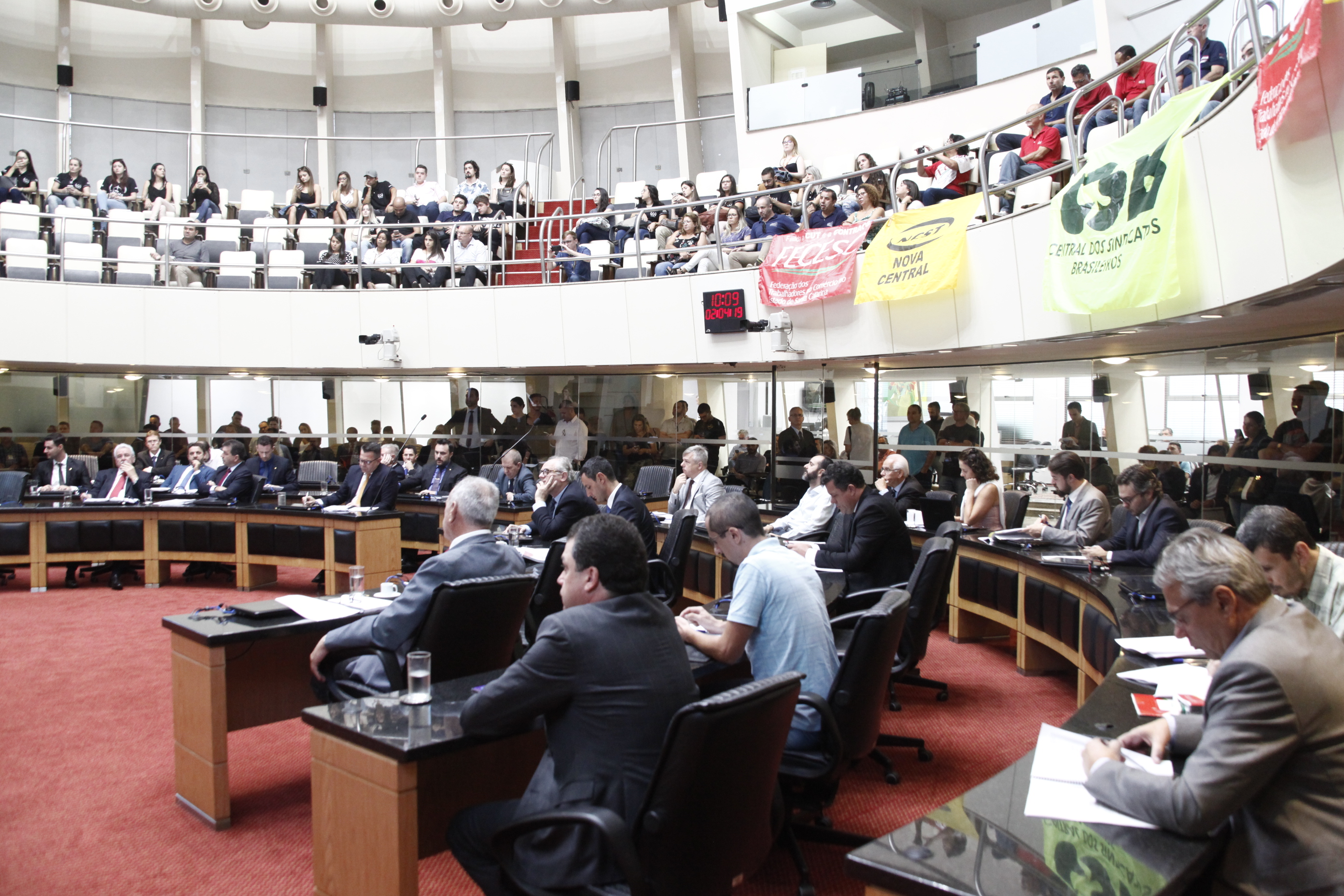 Reunião Conjunta CCJ _finanças e Trabalho