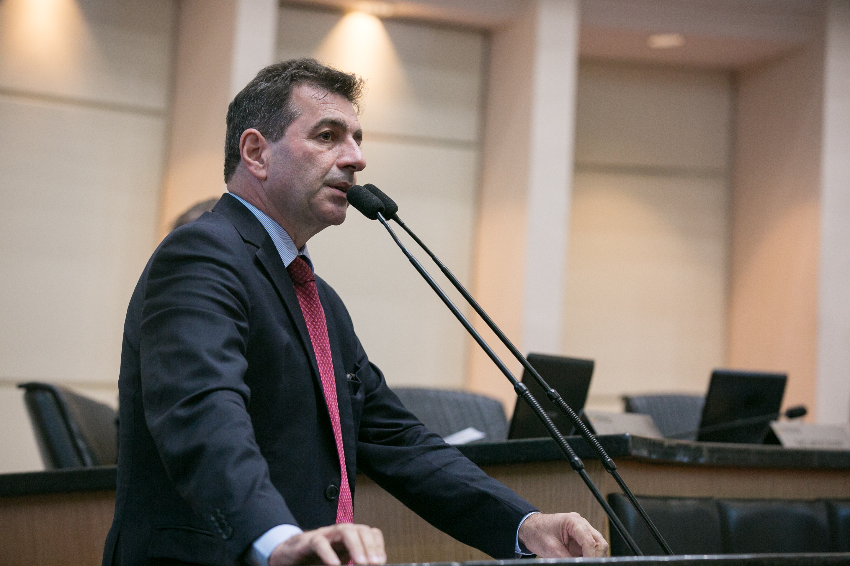 Deputado Valdir Cobalchini (MDB)
