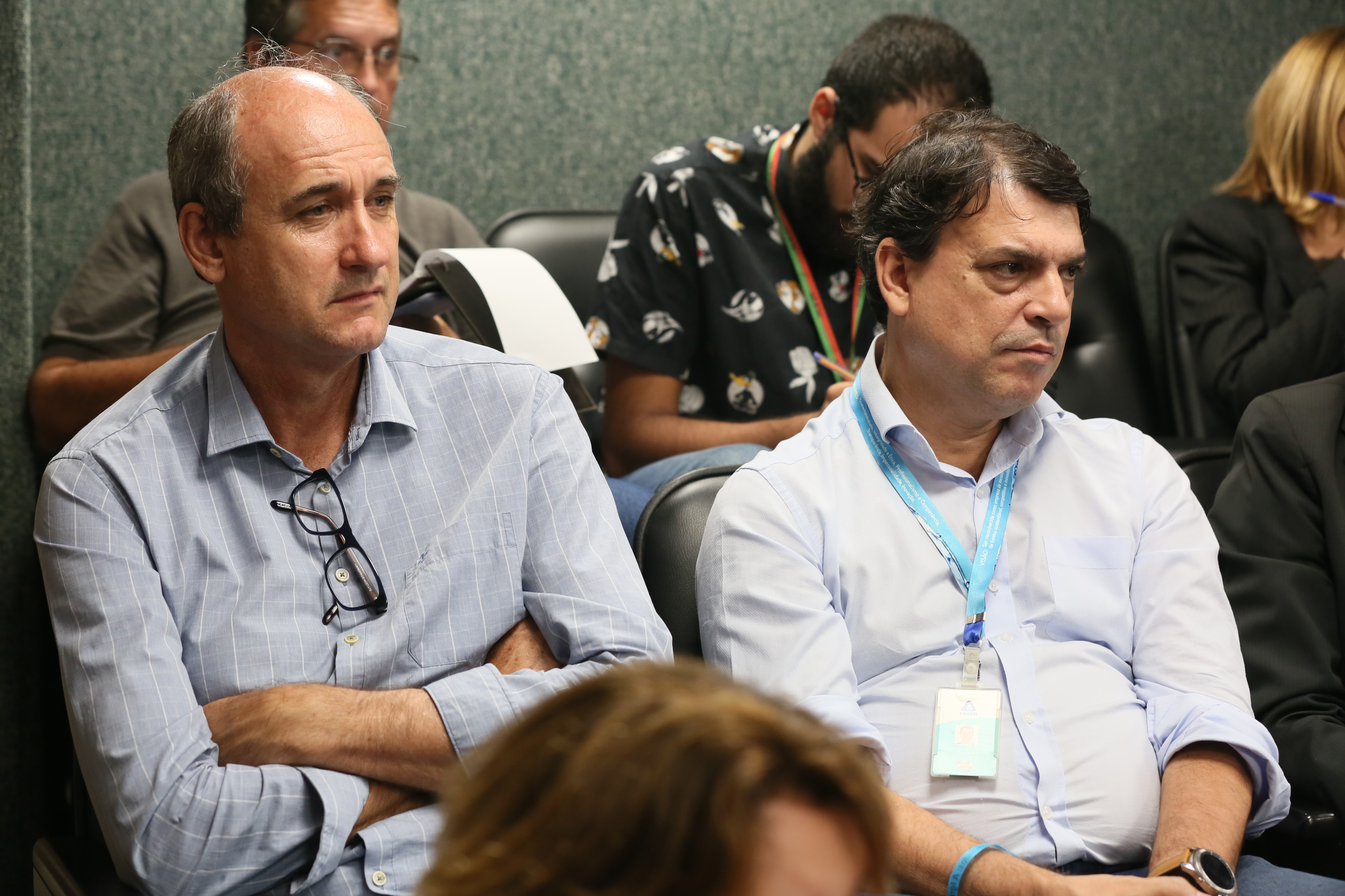 Deputados da Comissão de Transportes e Desenvolvimento Urbano recebem o Secretário de Estado da Infraestrutura Carlos Hassler para tratar da situação das pontes de acesso à ilha.