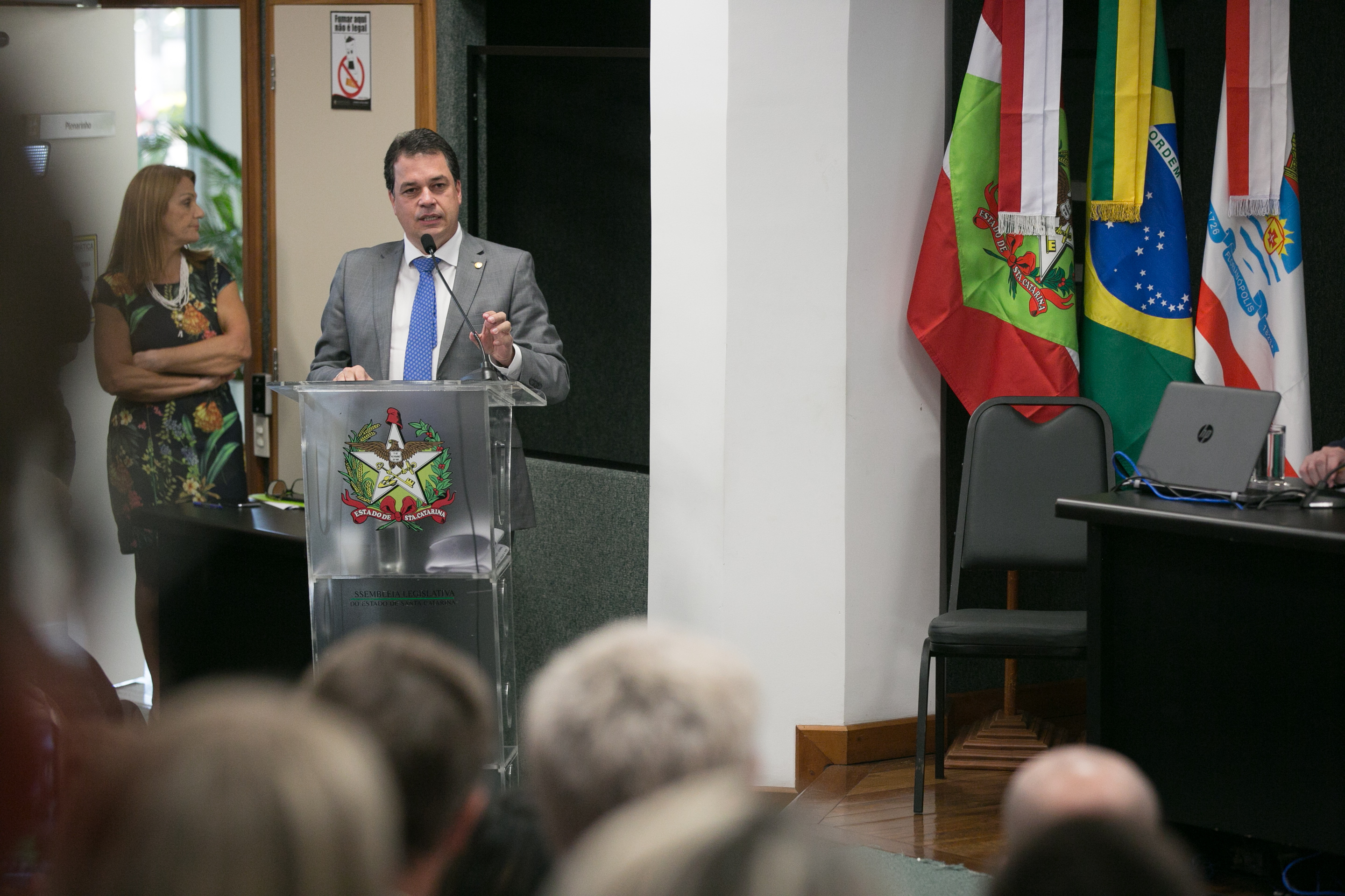 Frente Parlamentar em Defesa das Instituições de Educação Superior Legalmente Habilitadas a Funcionar em SC