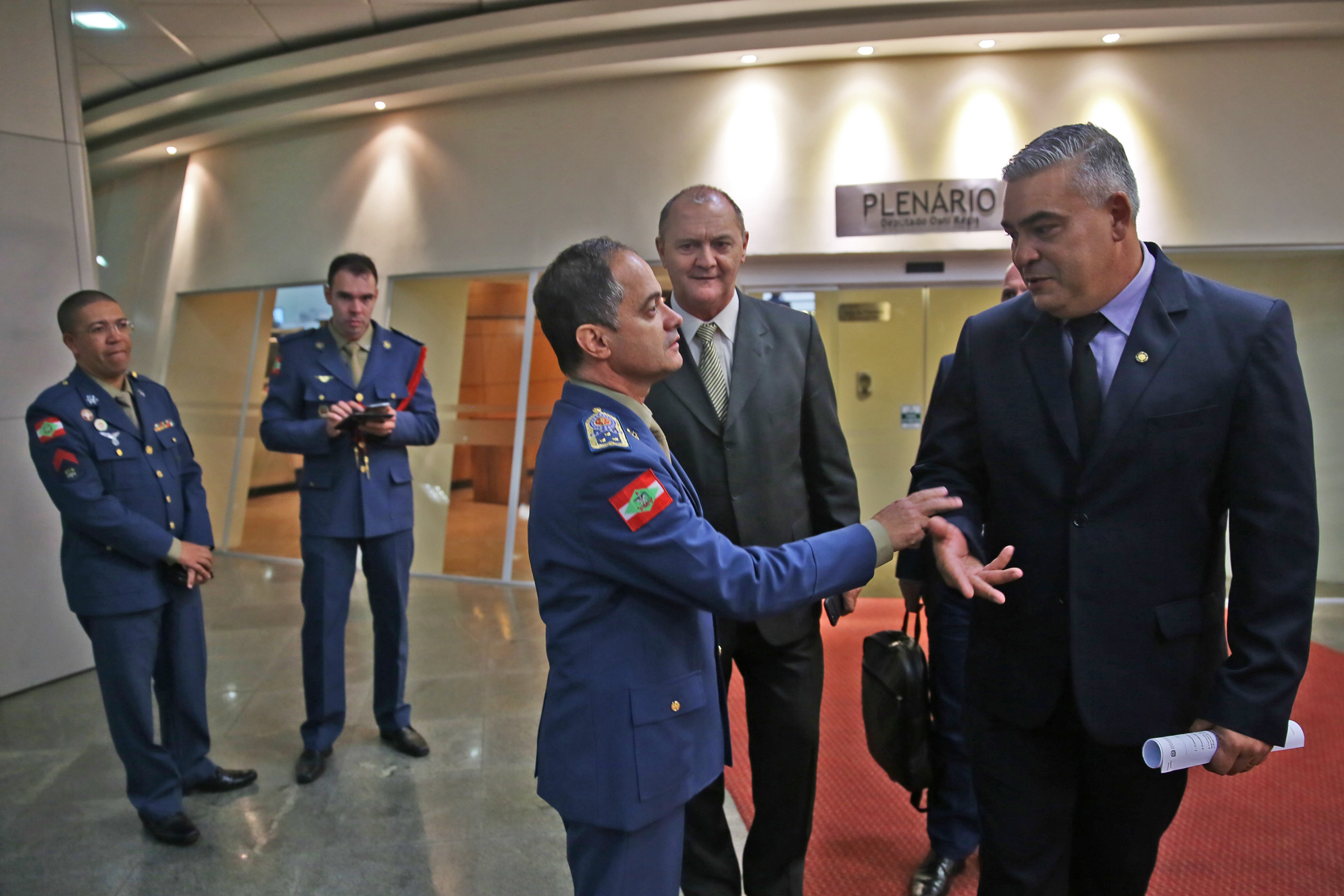 FRENTE PARLAMENTAR – Em Defesa das Seguranças Pública e Privada