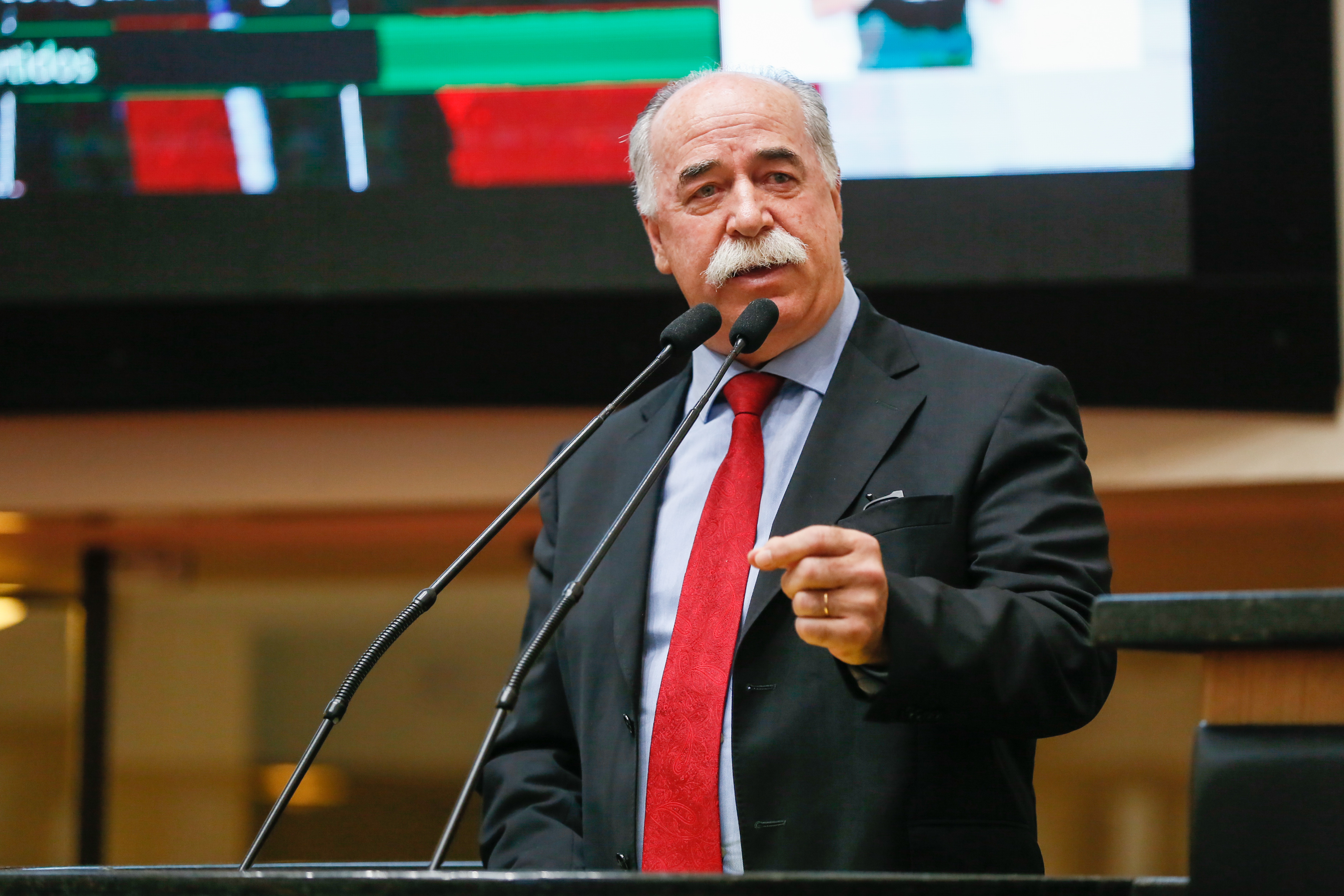 Deputado Romildo Titon (MDB)