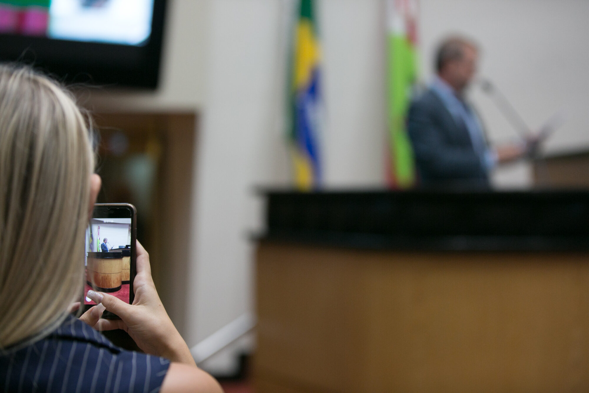 Tecnologia e mídias sociais em prol dos mandatos parlamentares
