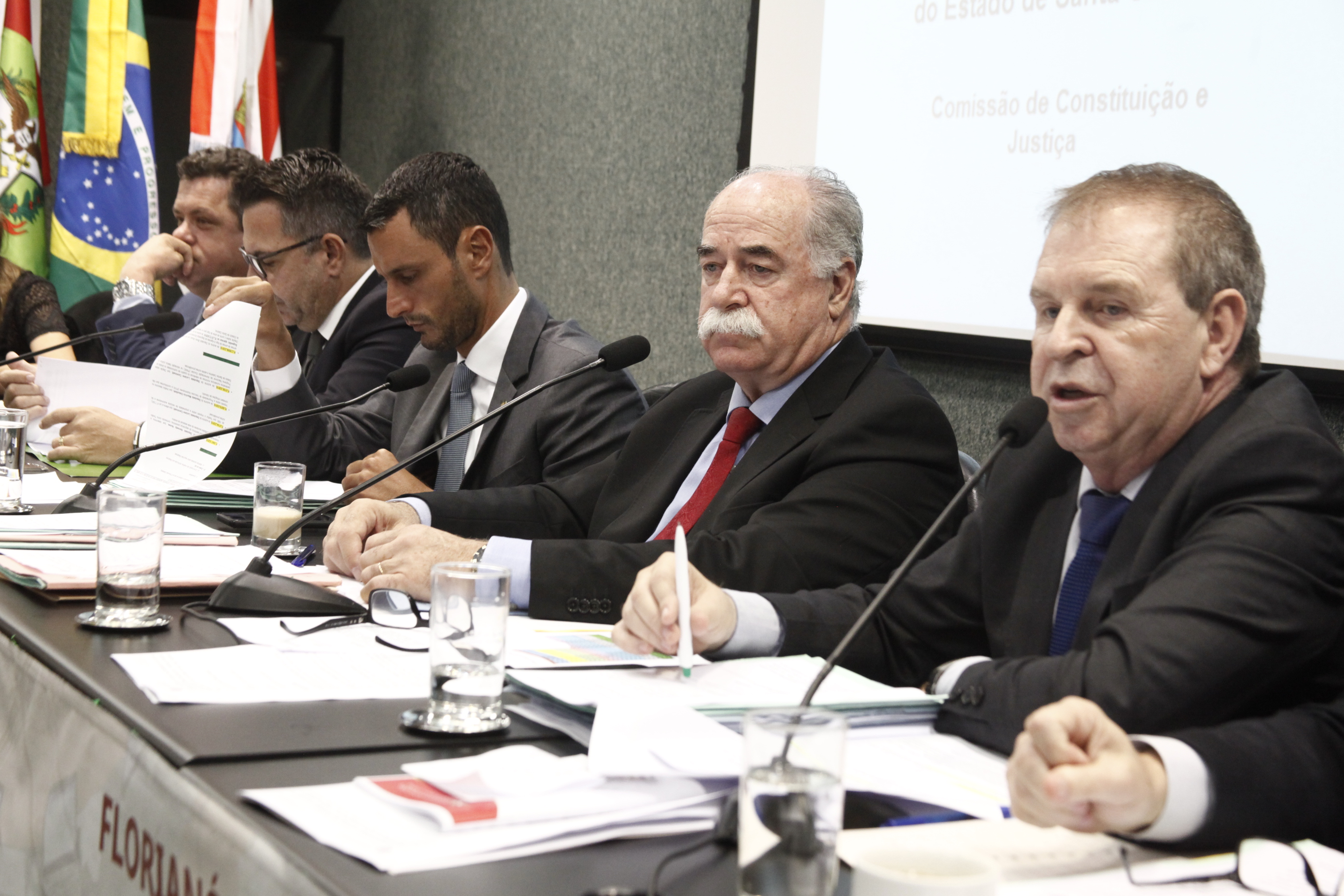 Comissão de Constituição e Justiça