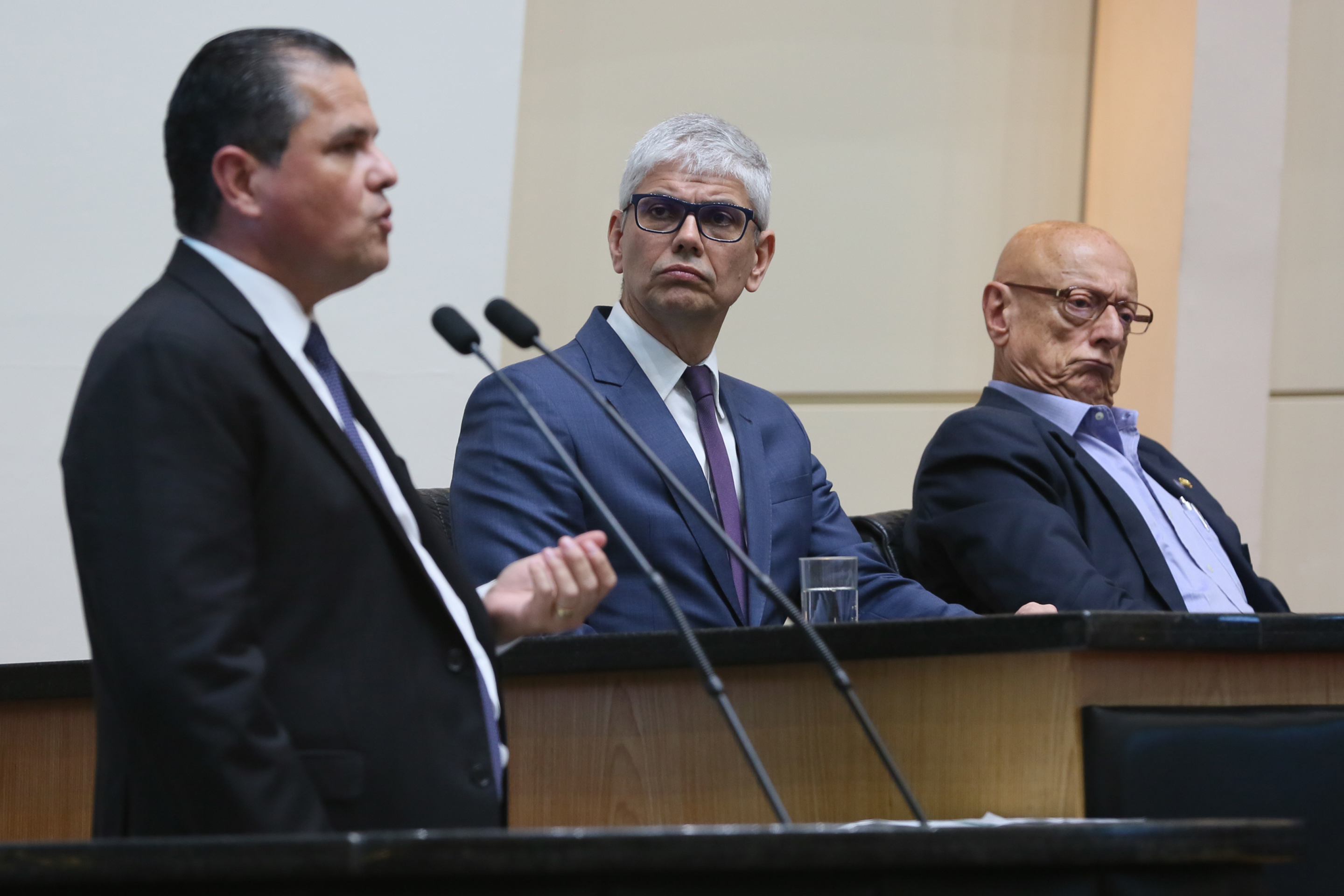 Comissão de Transportes promove audiência pública para discutir as obras do contorno viário da Grande Florianópolis.