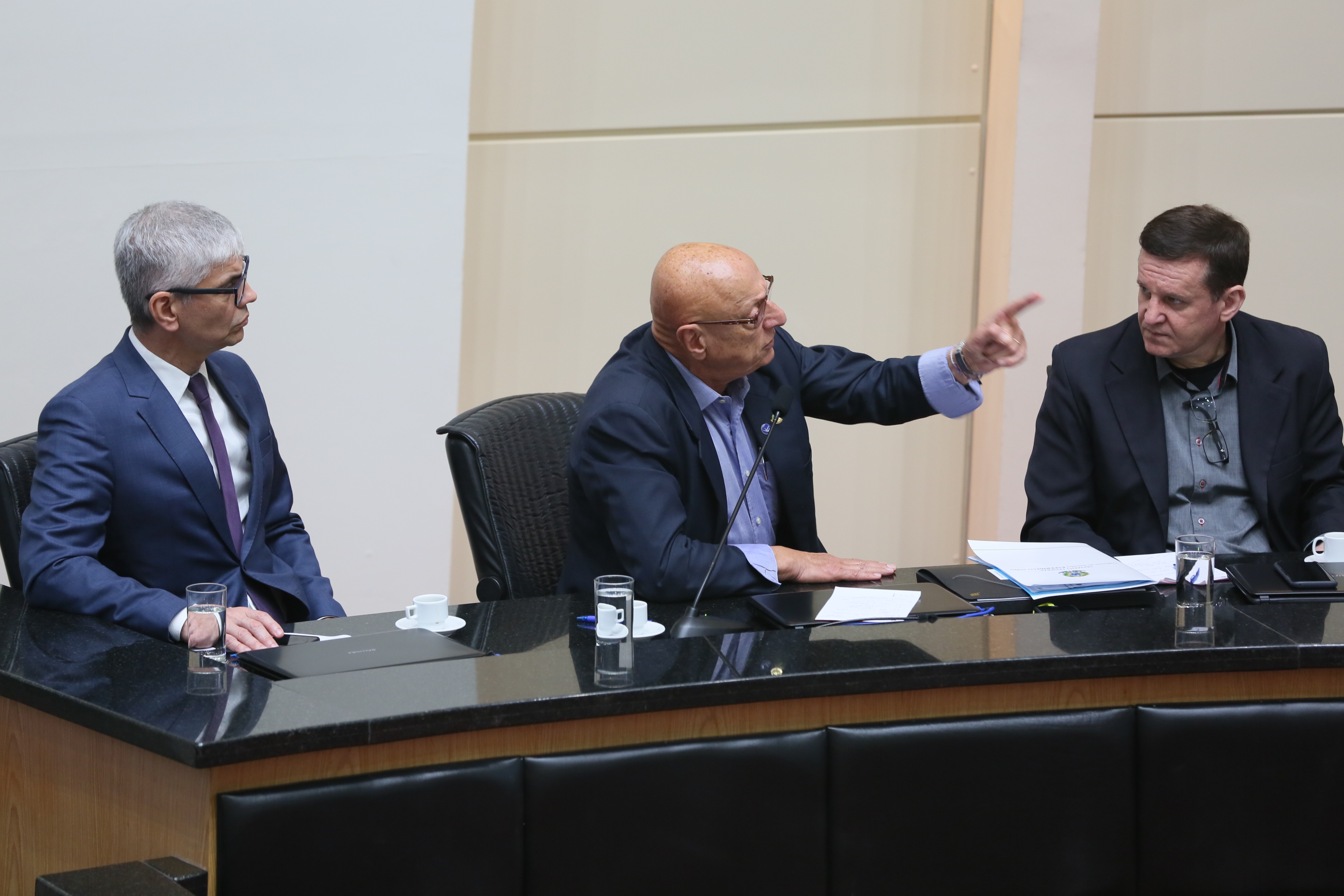 Comissão de Transportes promove audiência pública para discutir as obras do contorno viário da Grande Florianópolis.