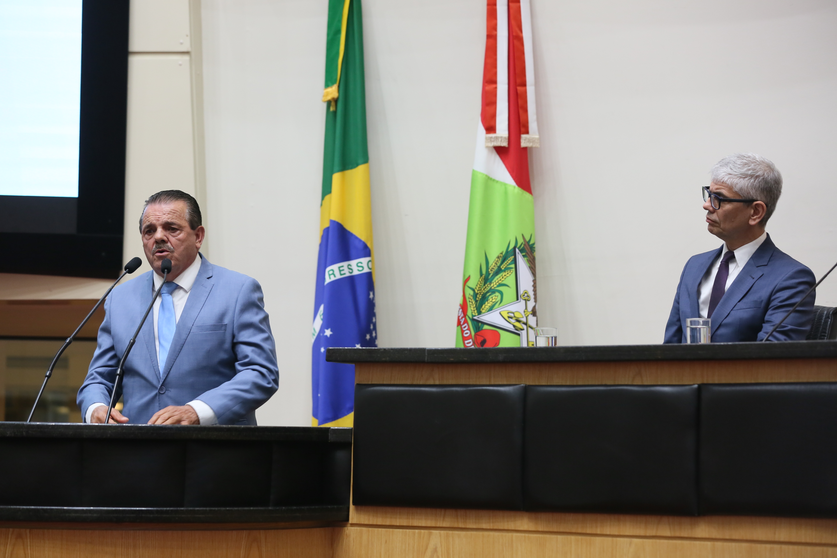 Comissão de Transportes promove audiência pública para discutir as obras do contorno viário da Grande Florianópolis.