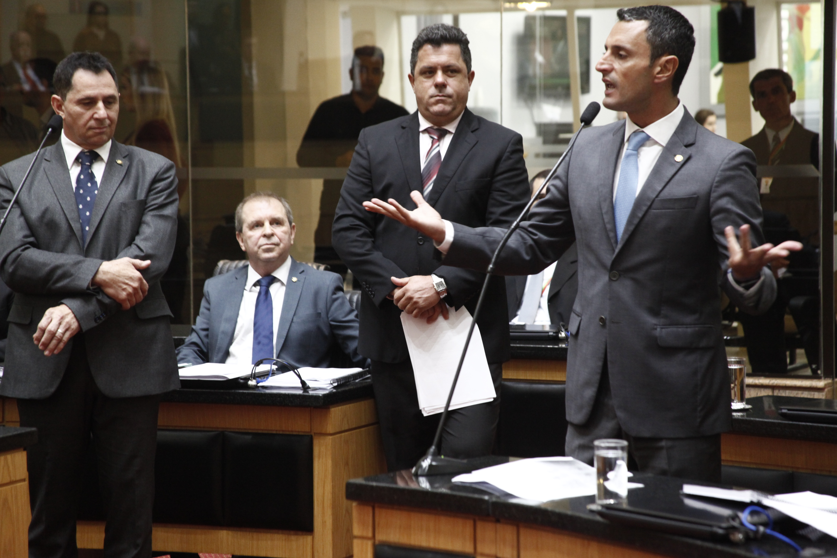 Comissão Conjunta - Constituição e Justiça / Finanças e Tributação (Parte 2)