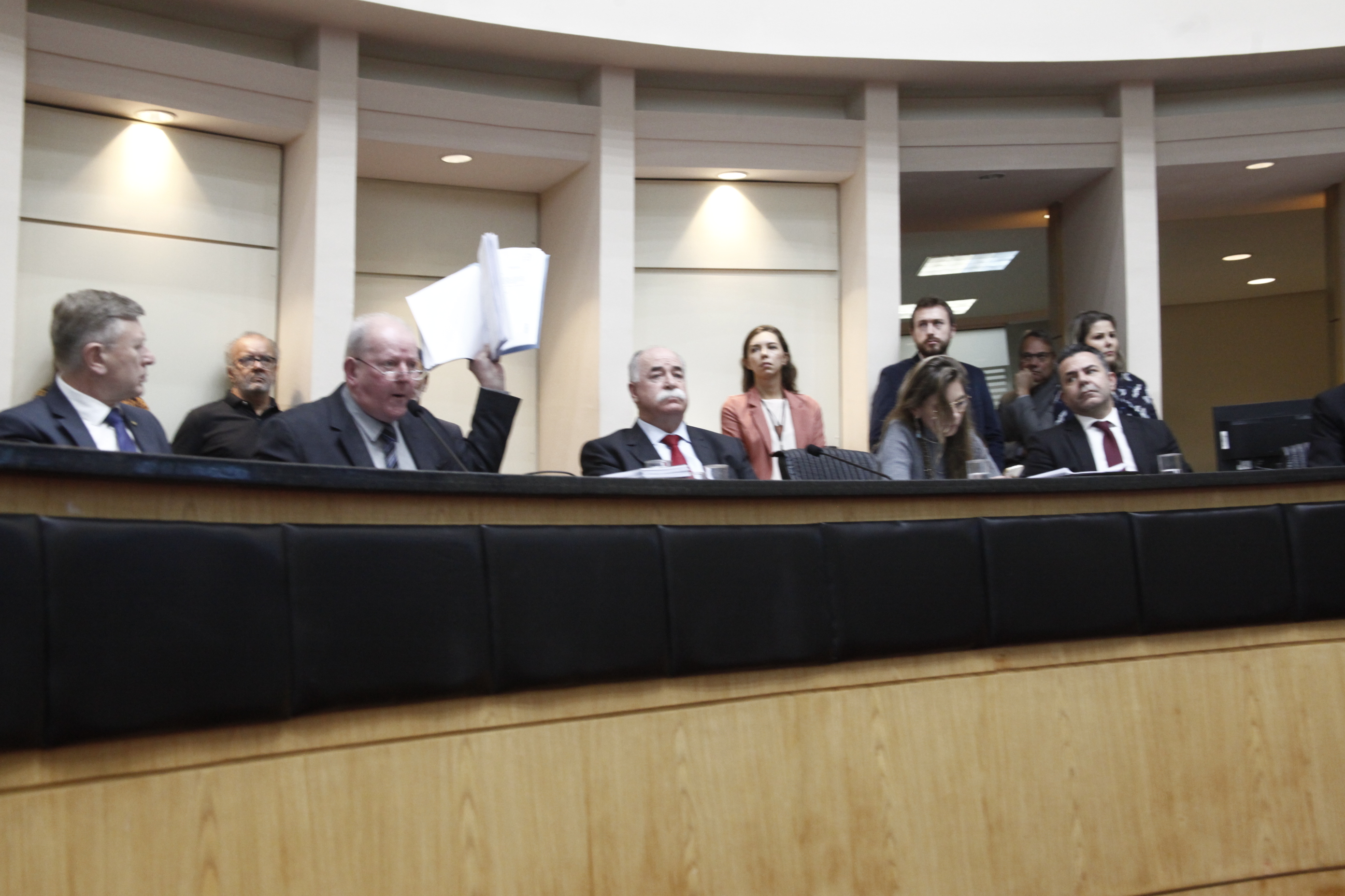 Comissão Conjunta - Constituição e Justiça / Finanças e Tributação (Parte 2)