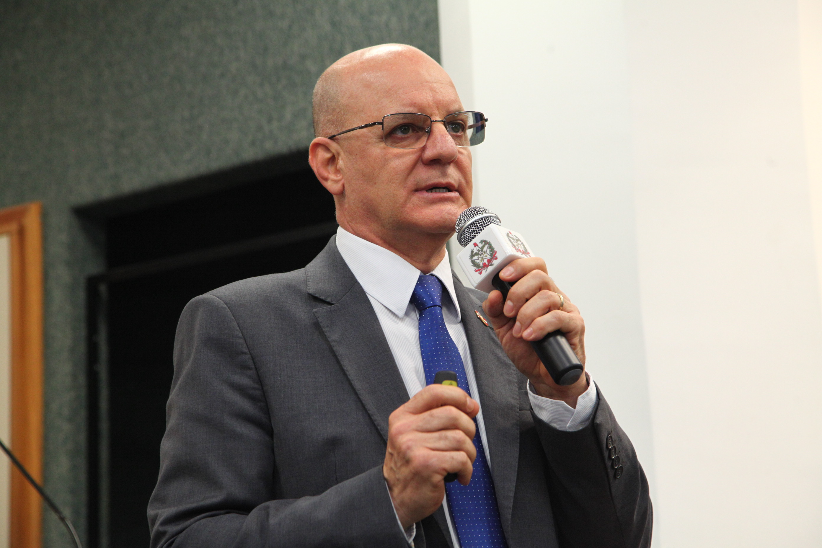 Comissão de Educação - Secretário Natalino Uggioni