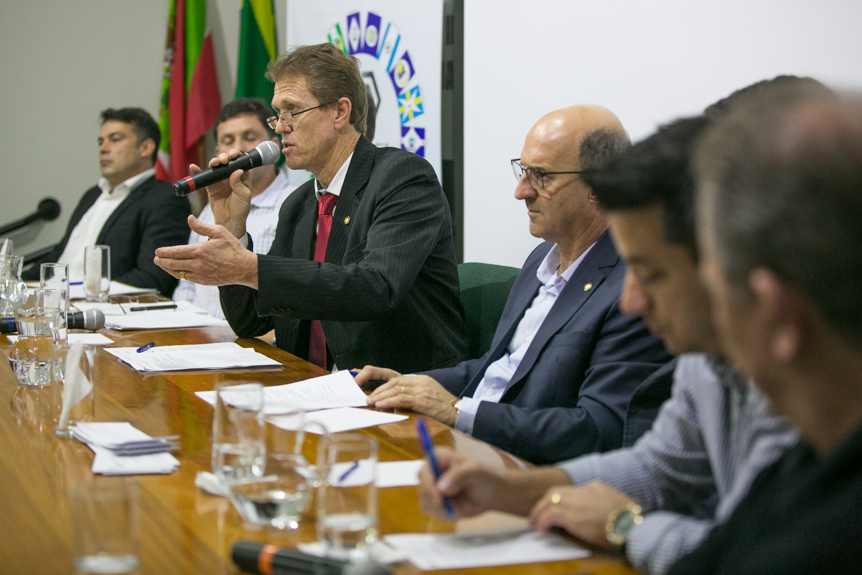 AUDIÊNCIA PÚBLICA - Impactos dos decretos do Governo do Estado nº 1860/18, 1867/18 e 9642/18