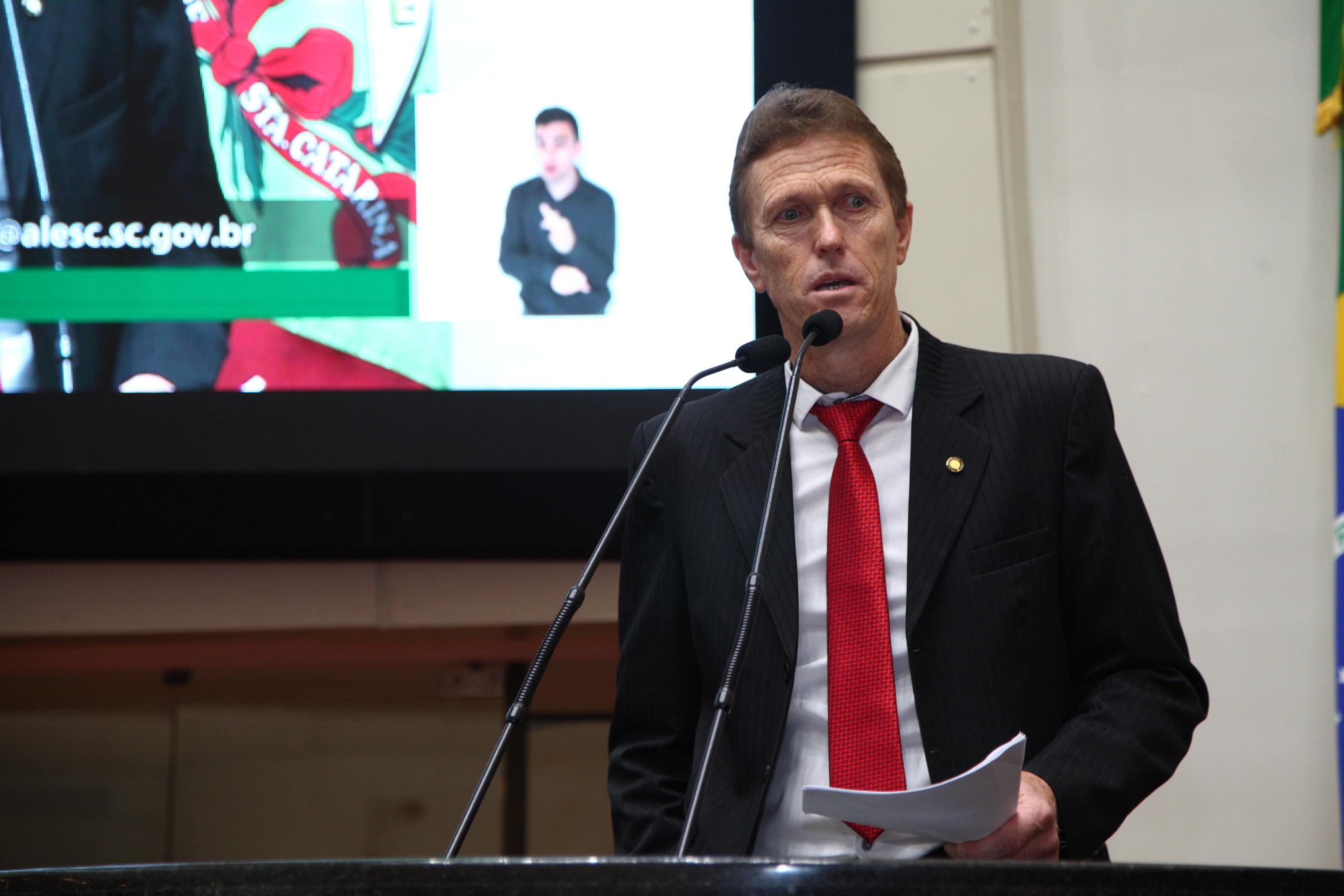 Sessão Plenária em 25/04/2019 - Deputado Volnei Weber (MDB)